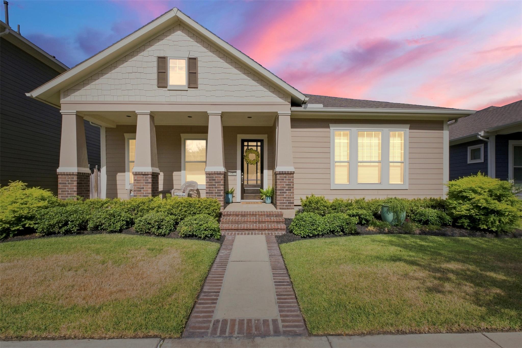 16807 Seminole Ridge Drive — photo