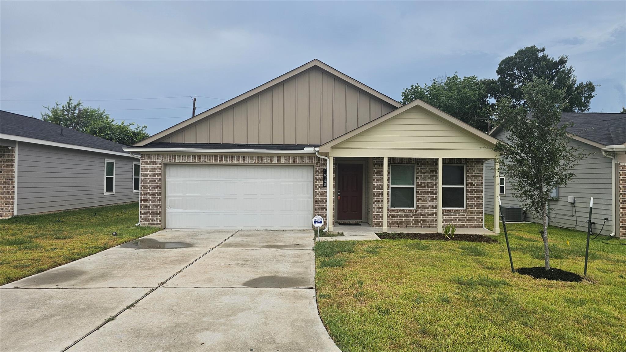 14190 Green Wing Circle — photo