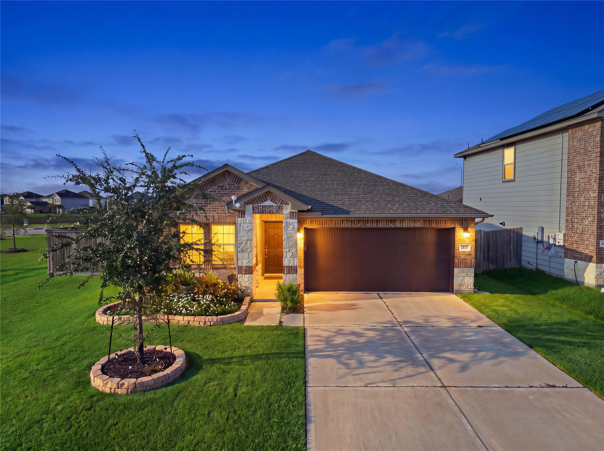 815 Barstow Drive — photo