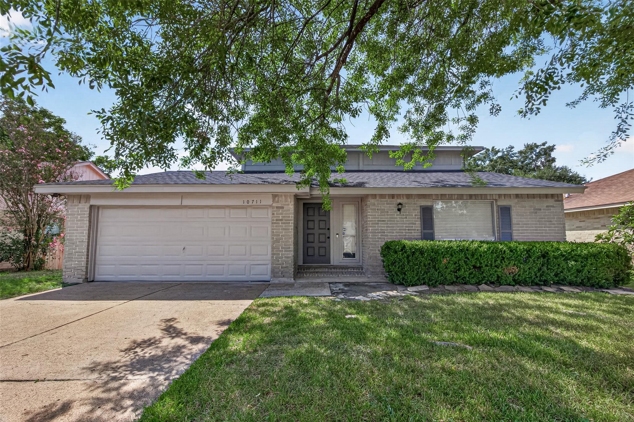 10711 Fallbrook Drive — photo