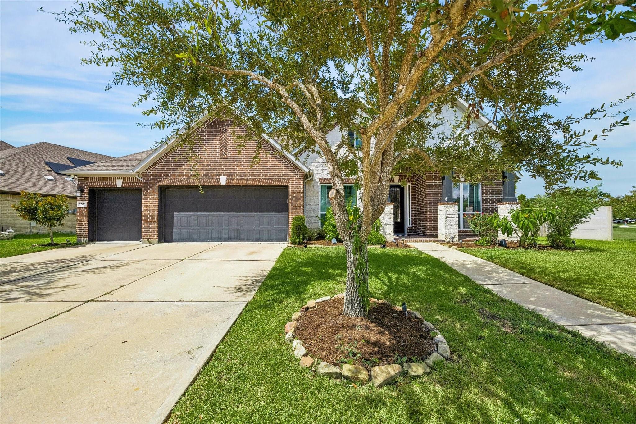 7203 Lake View Terrace Drive — photo