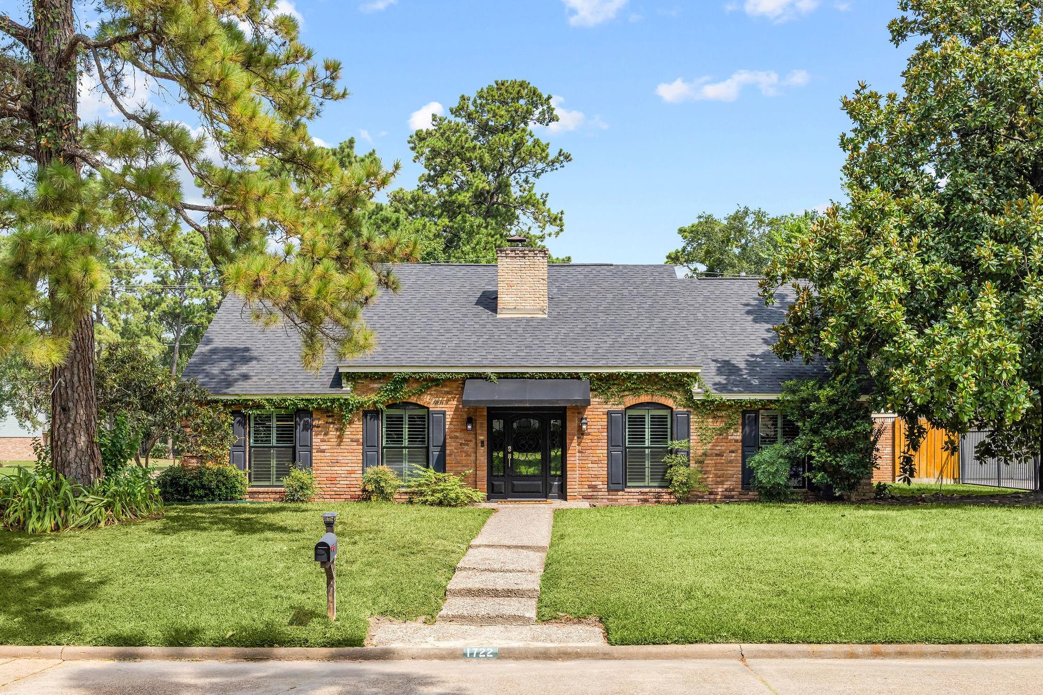 1722 Saddlecreek Drive — photo