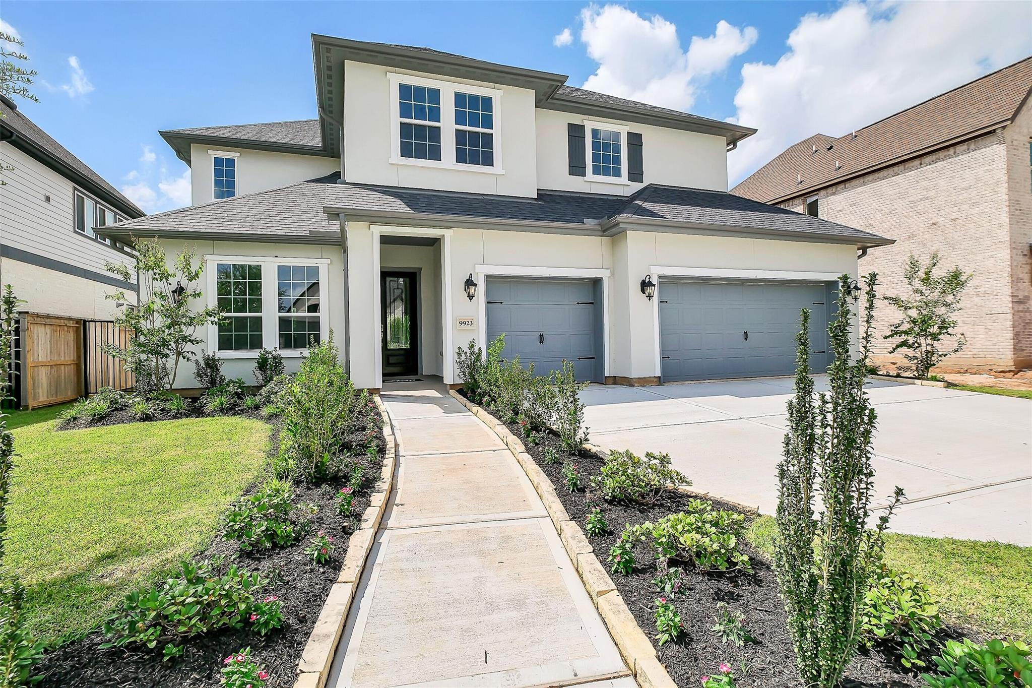 9923 Hunters Run Drive — photo