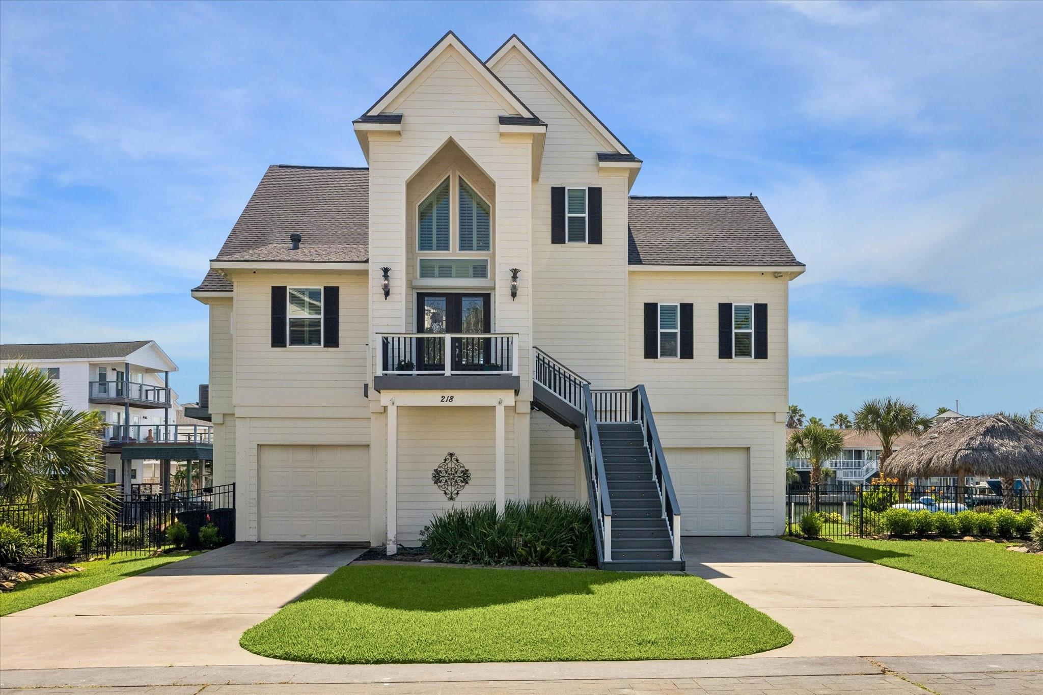 218 Catamaran Drive — photo