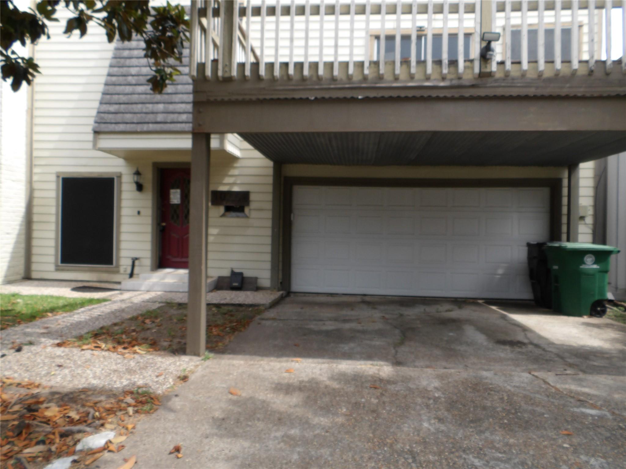 10758 Boardwalk Street — photo