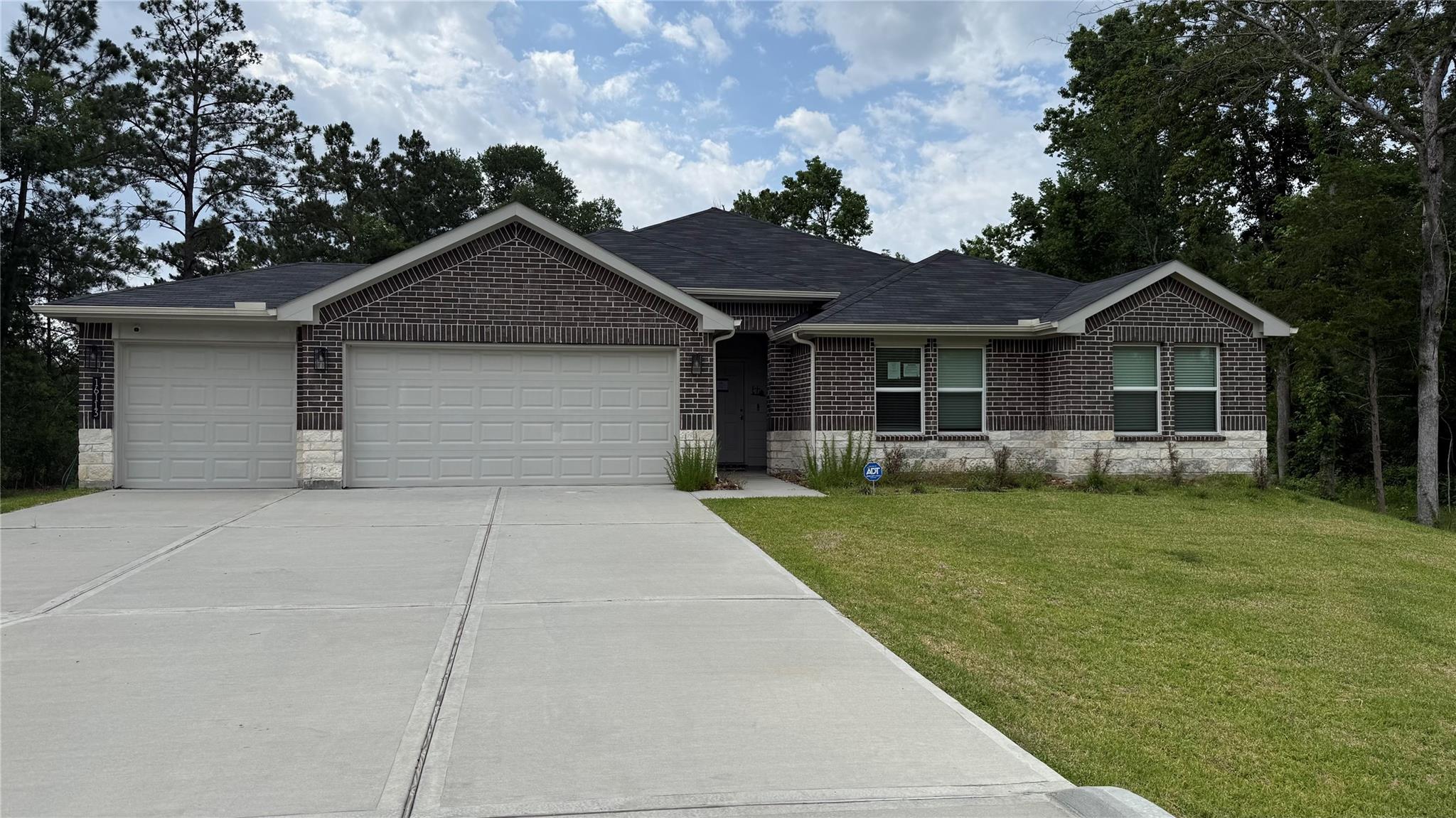 16113 William Ross Way — photo