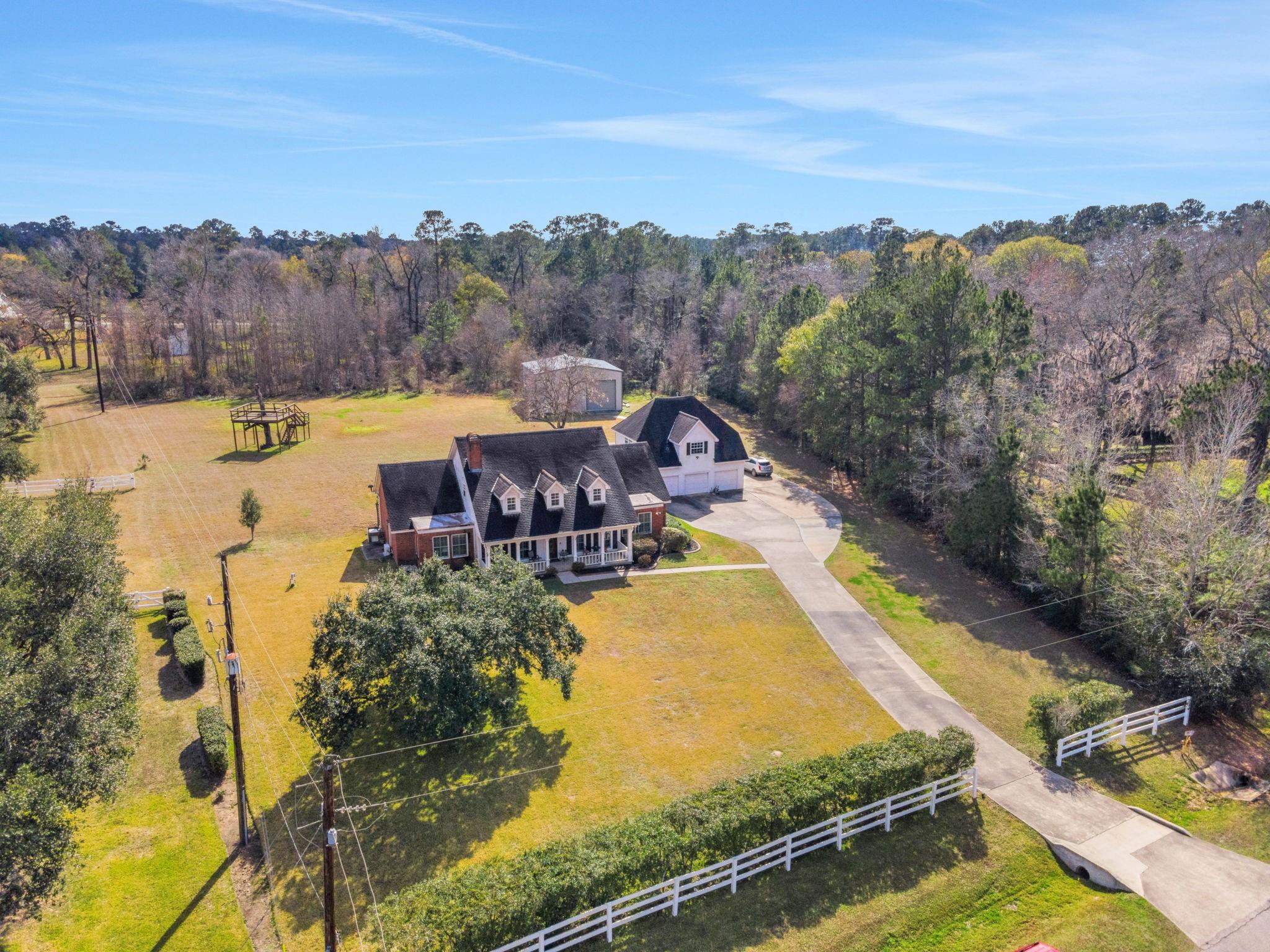 14519 Wildwood Circle — photo