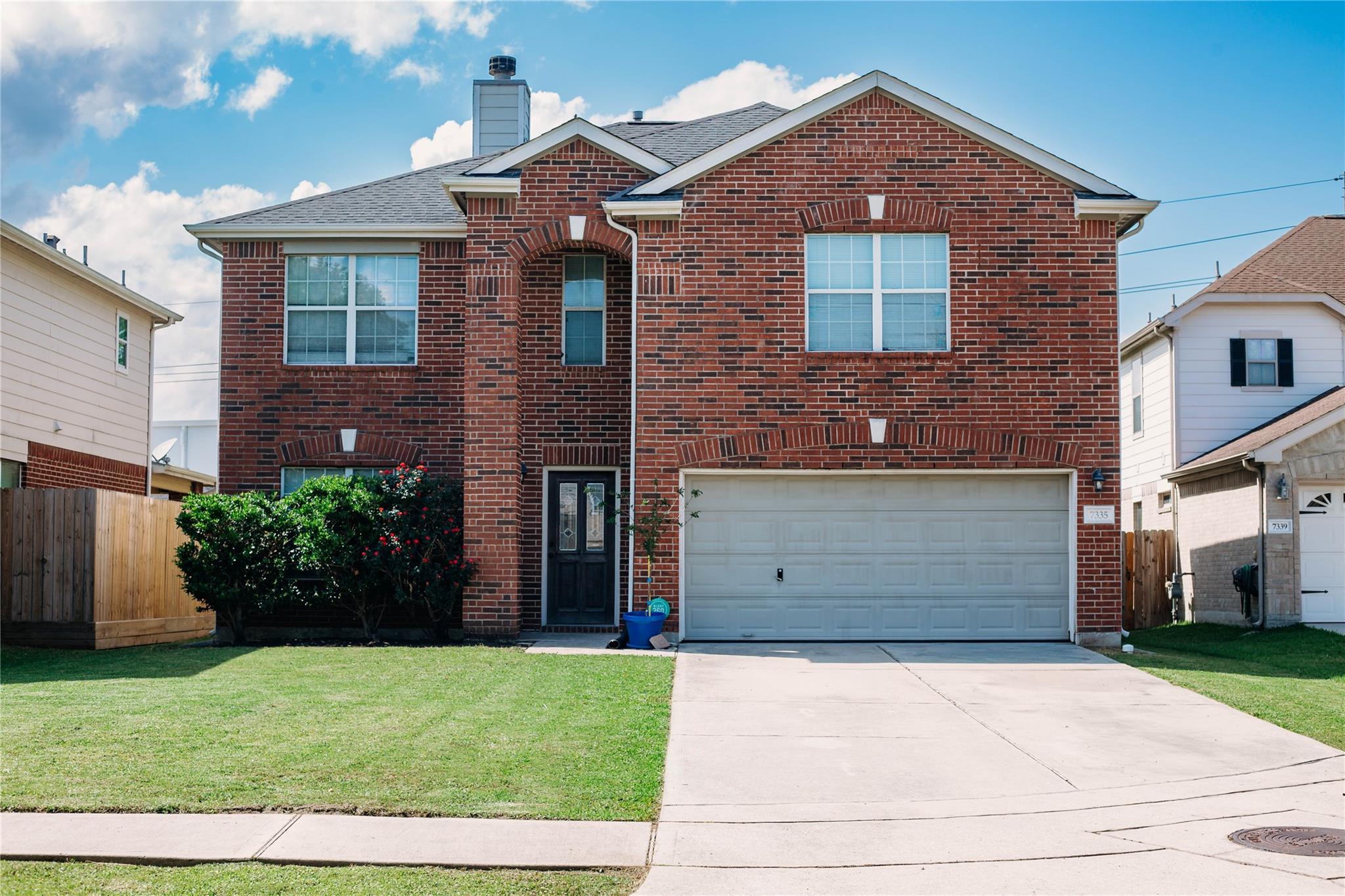 7335 Liberty Ridge Lane — photo