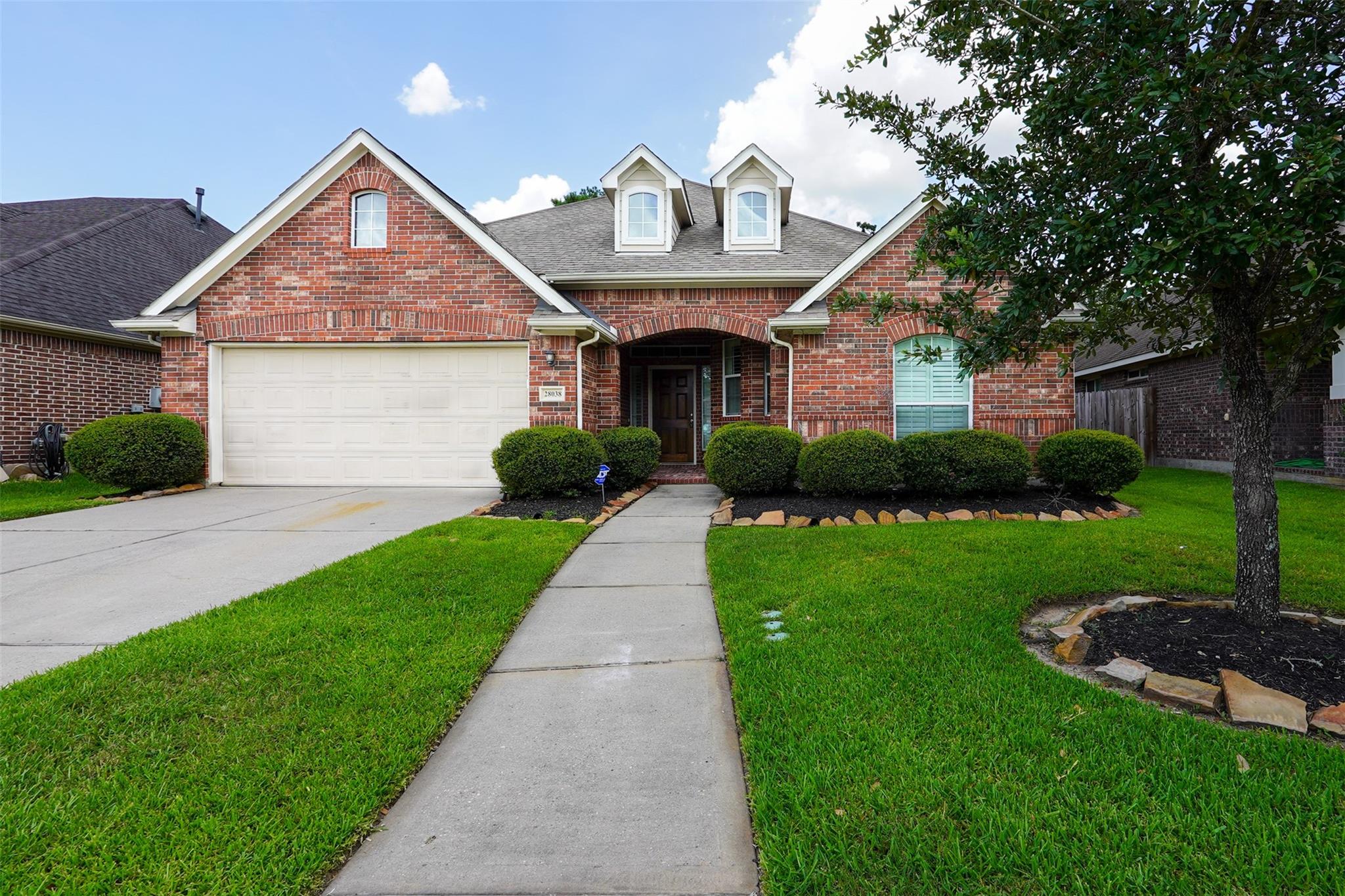 28038 Emma Gardens Lane — photo