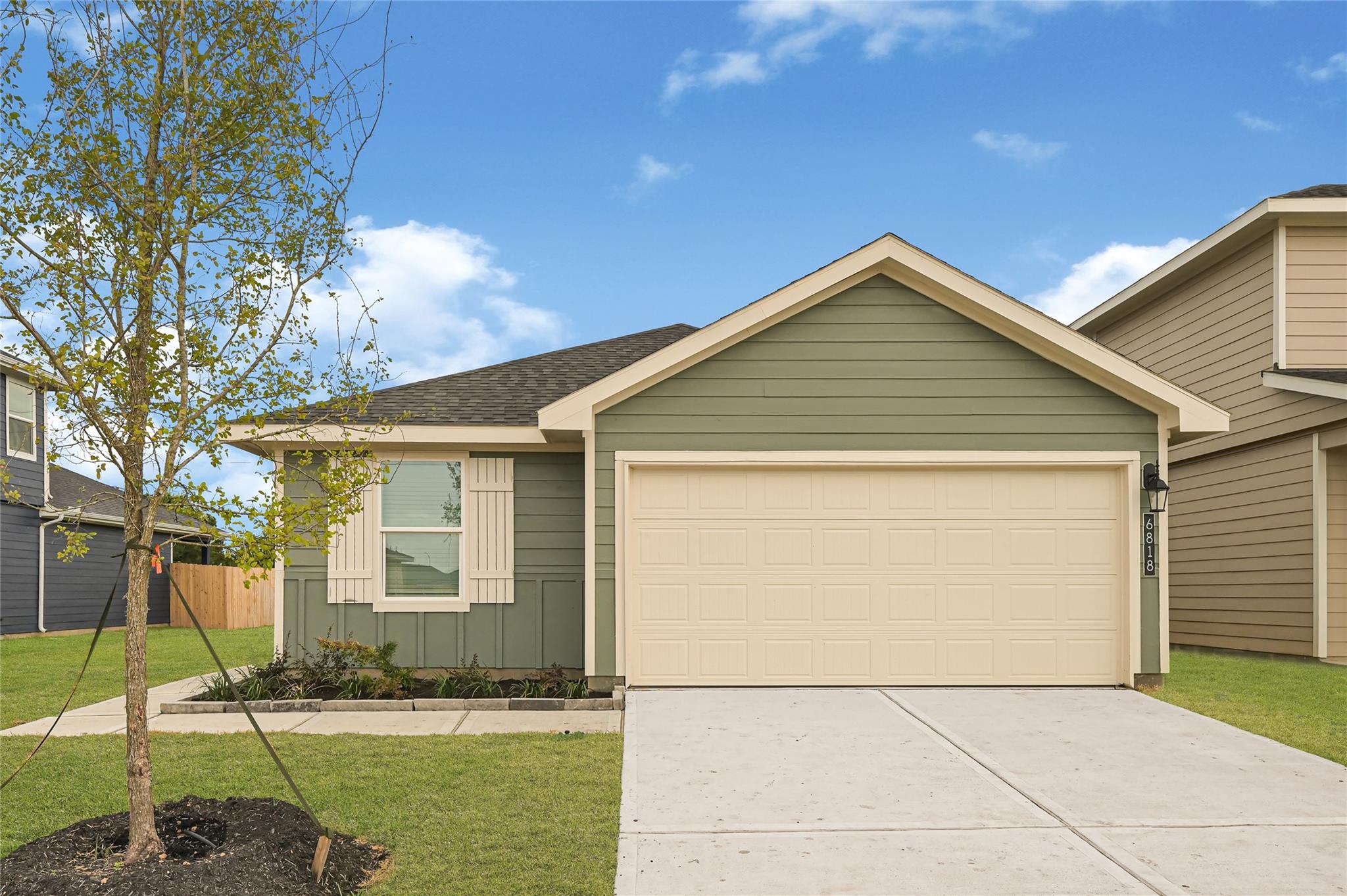 6823 Canyon Breeze Drive — photo