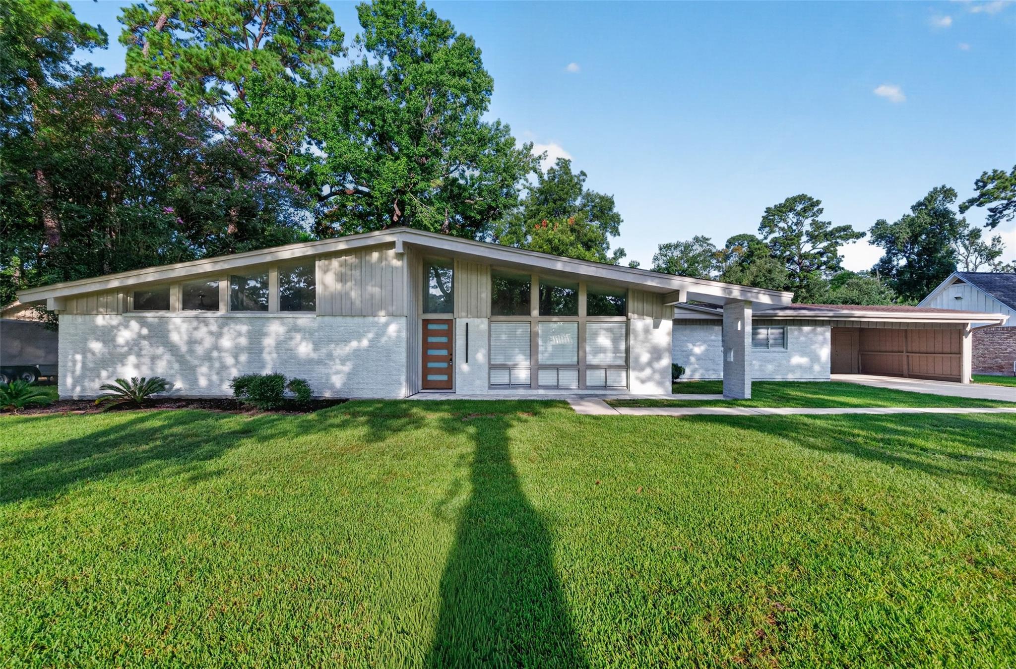 11619 Possum Hollow Lane — photo