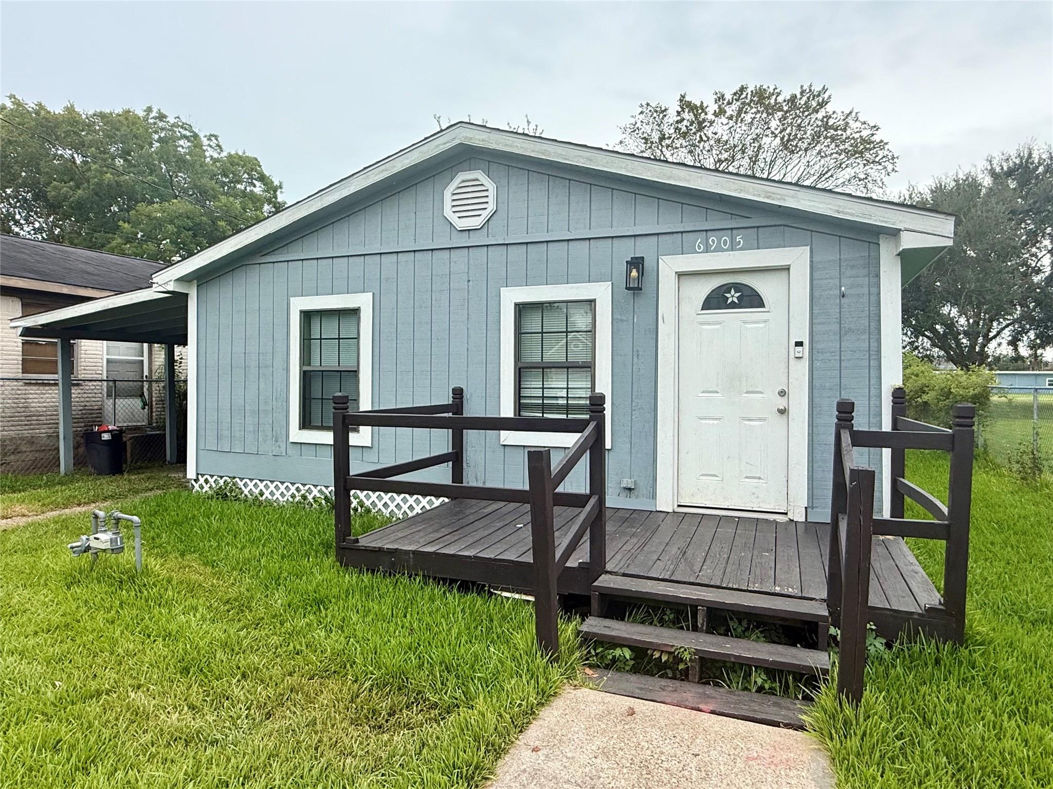 6905 Speaker Street — photo