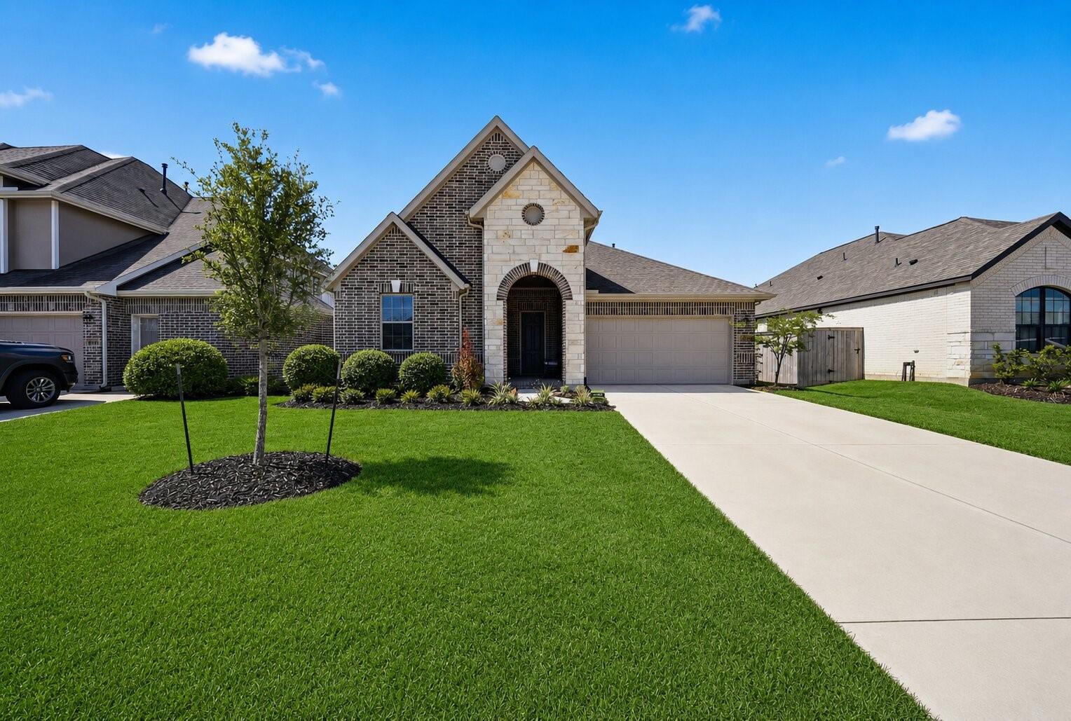 32323 Cedar Crest Drive — photo