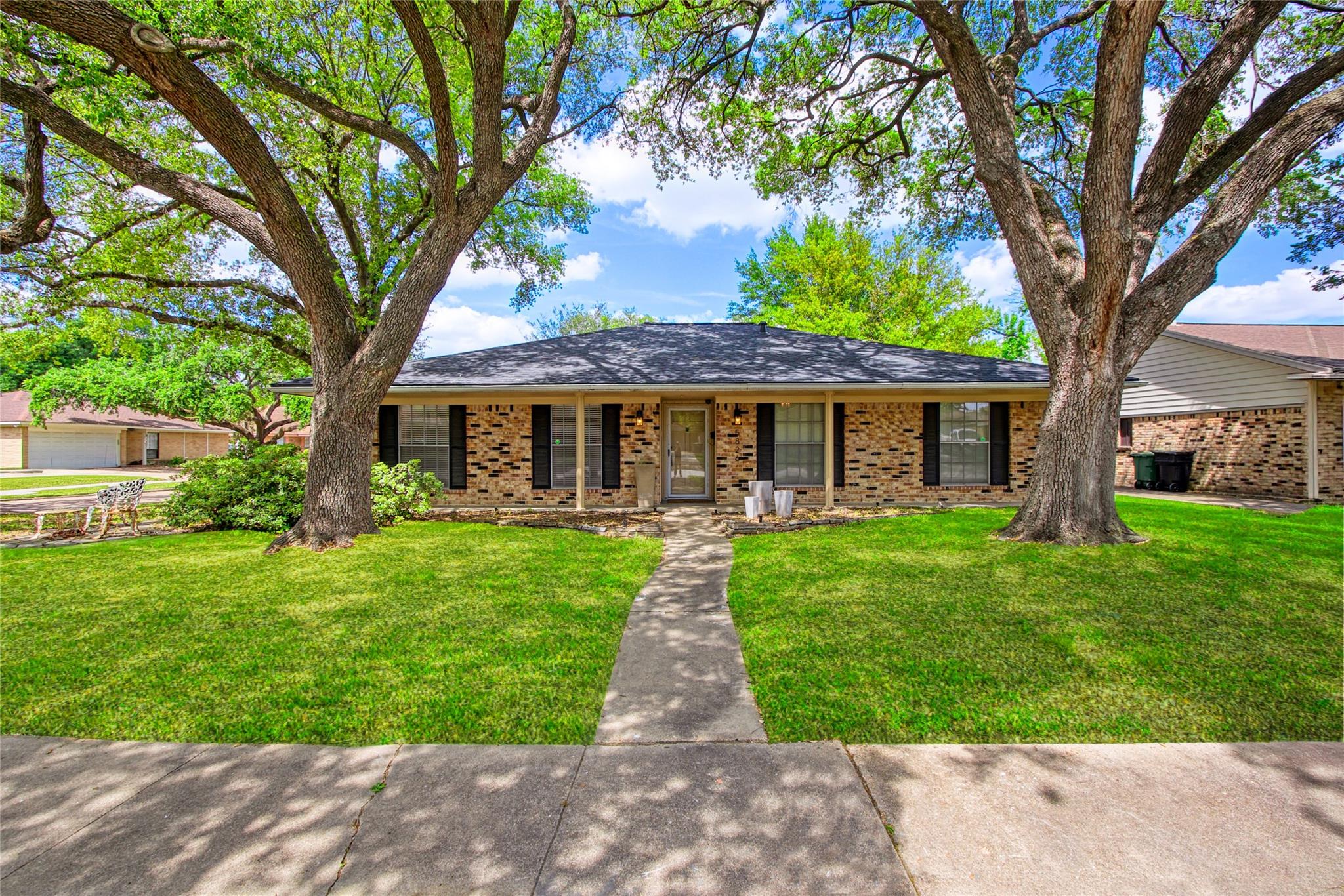 5826 Autumn Forest Drive — photo