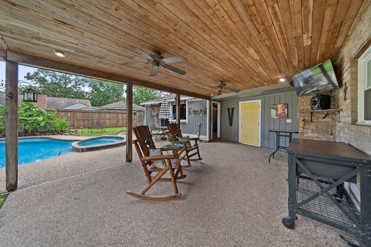 8151 Silent Cedars Drive — photo