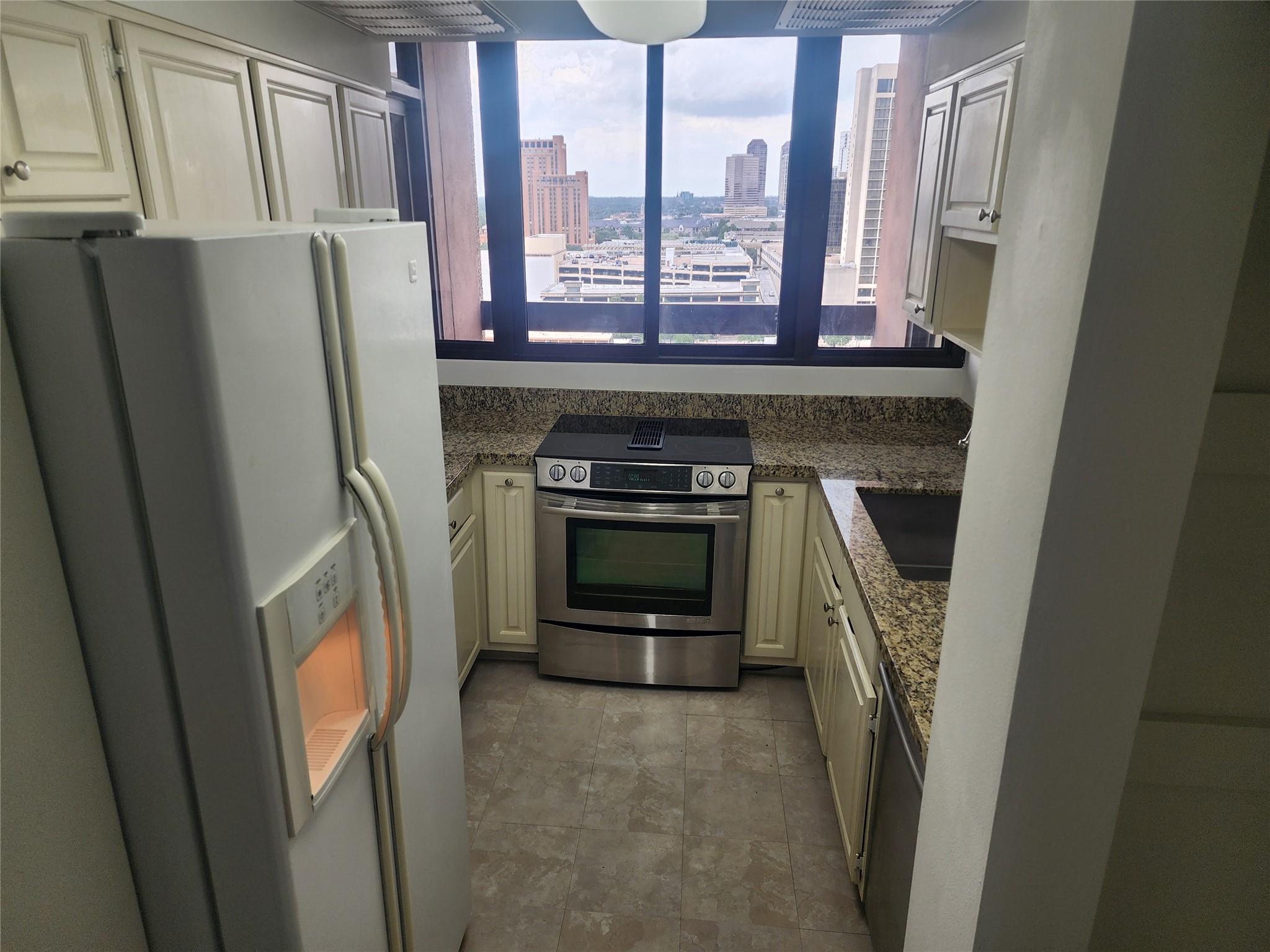 5150 Hidalgo Street #1403 — photo