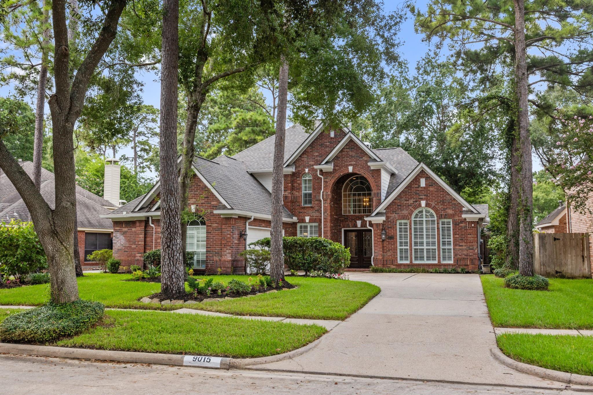 9015 Rhapsody Lane — photo