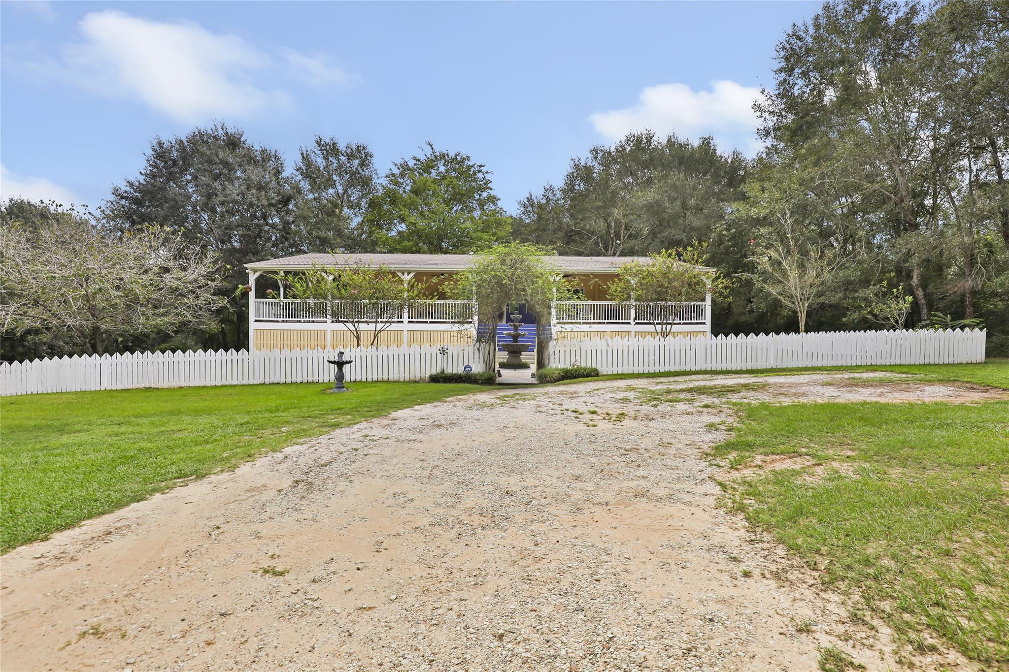 29430 E Irvin Road, Huffman, TX 77336 — photo 2