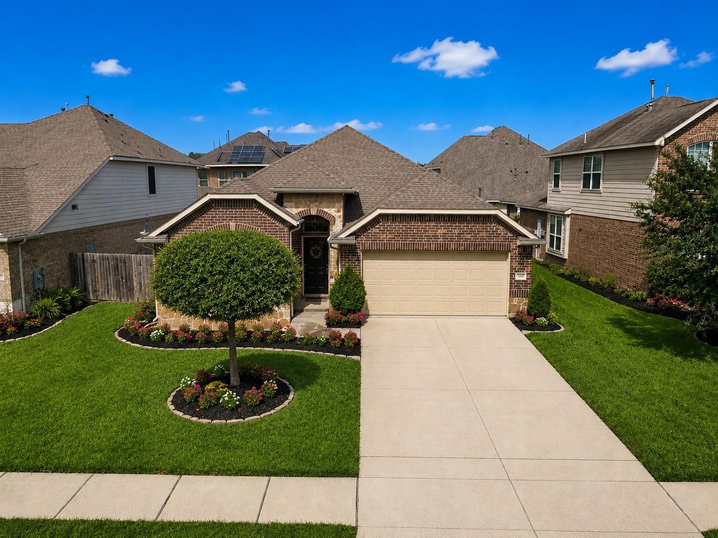 13806 Kodiak Brown Bear Street — photo
