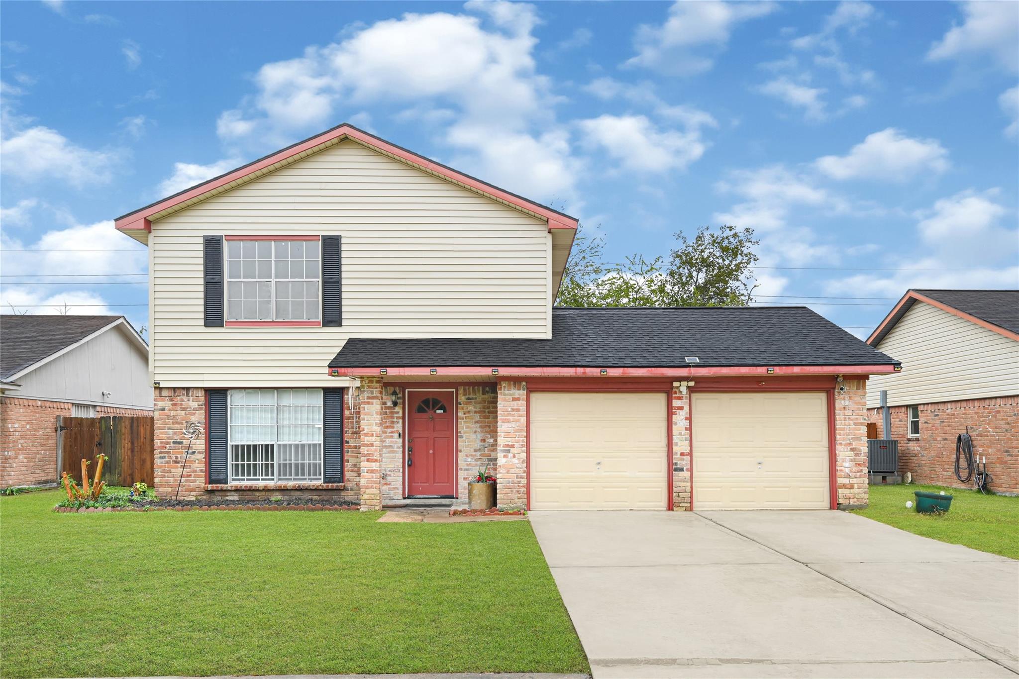 15011 Royal Shadows Drive — photo