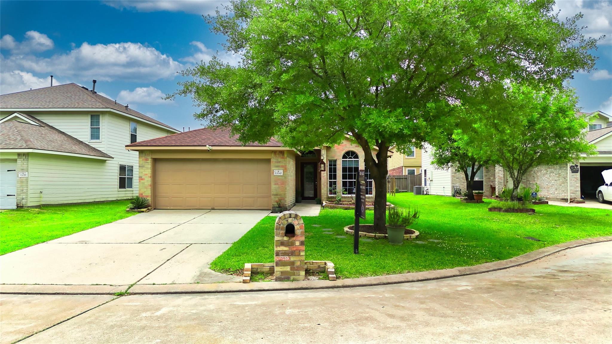 12043 Green Butte Court — photo