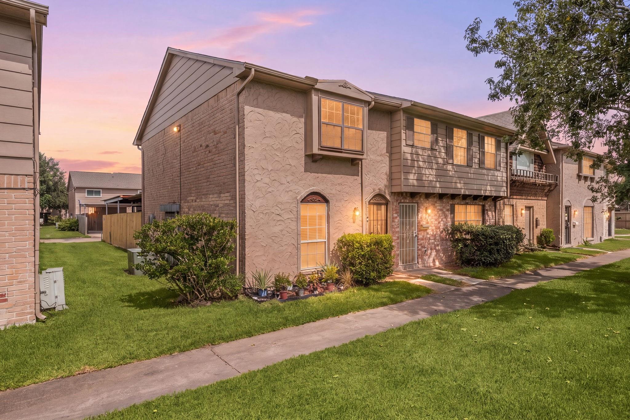 7272 Crownwest Street #7272 — photo