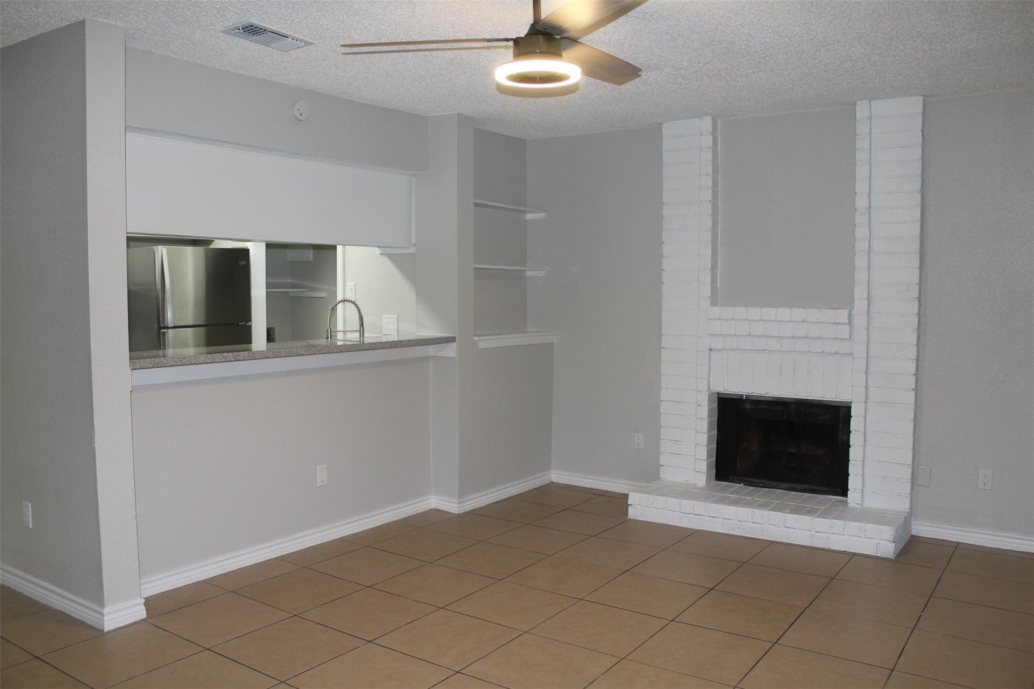1122 Brenda Lane #a — photo