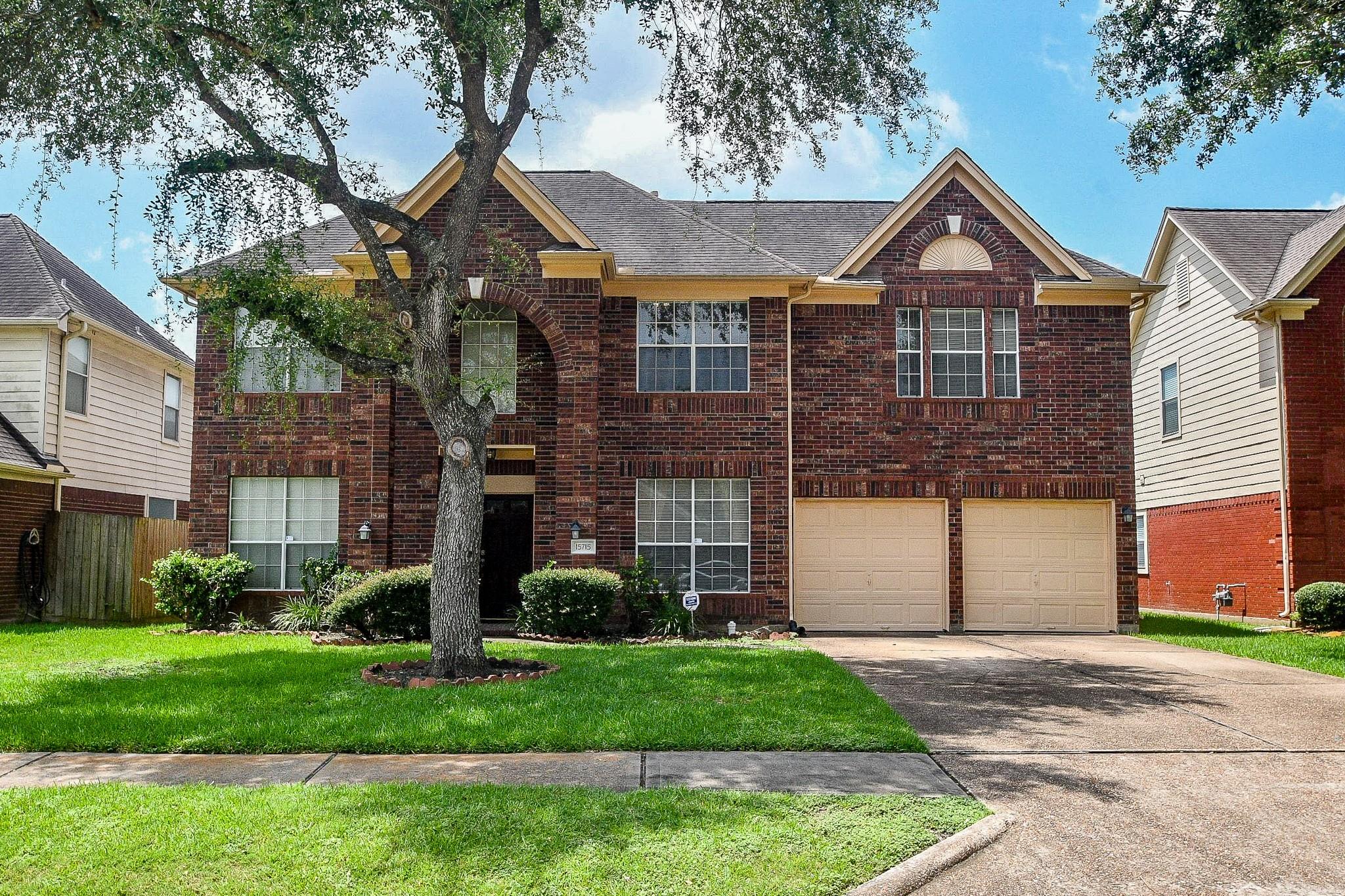 15715 Brookwood Lake Place — photo