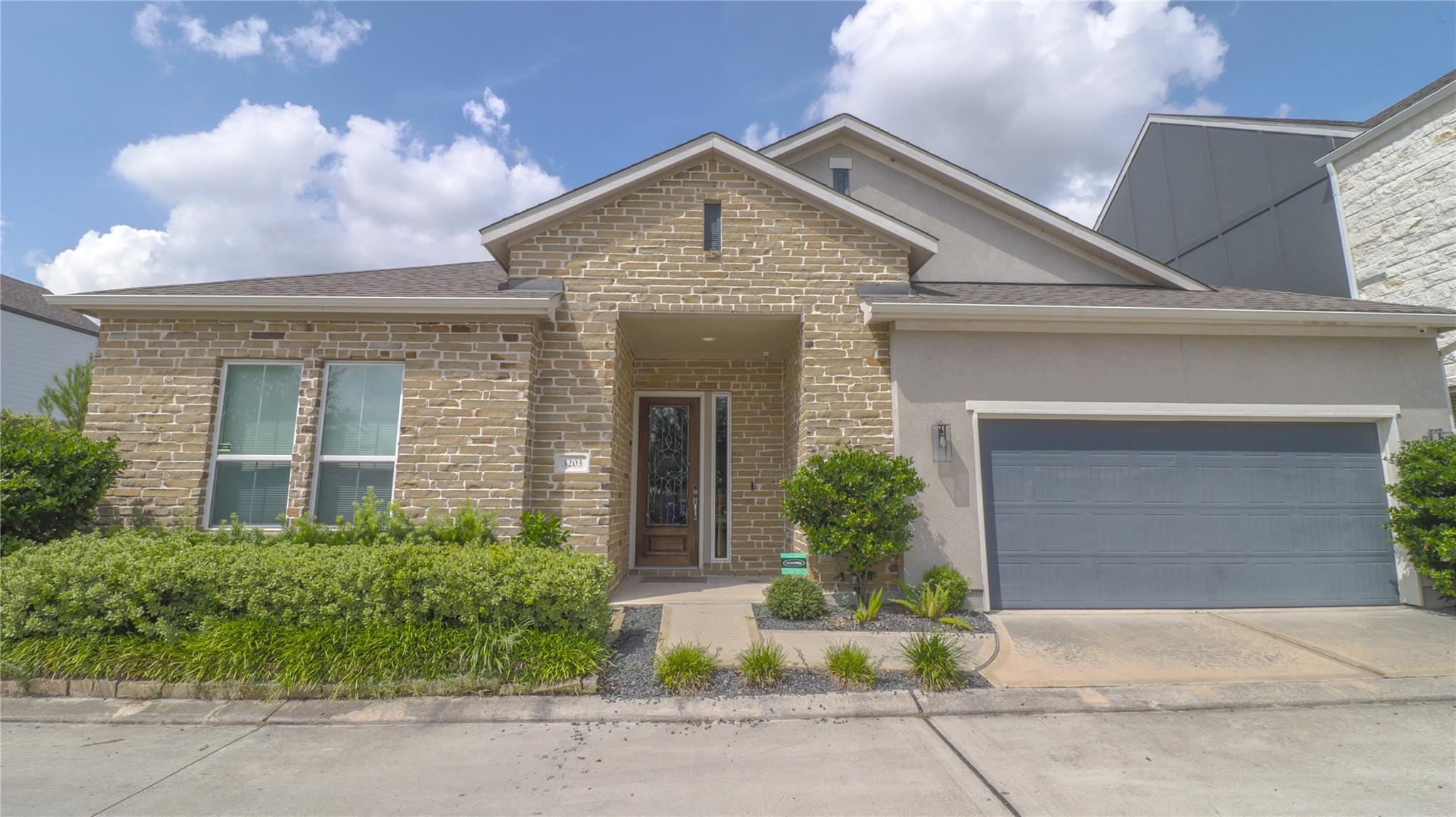 3203 Millwork Street — photo