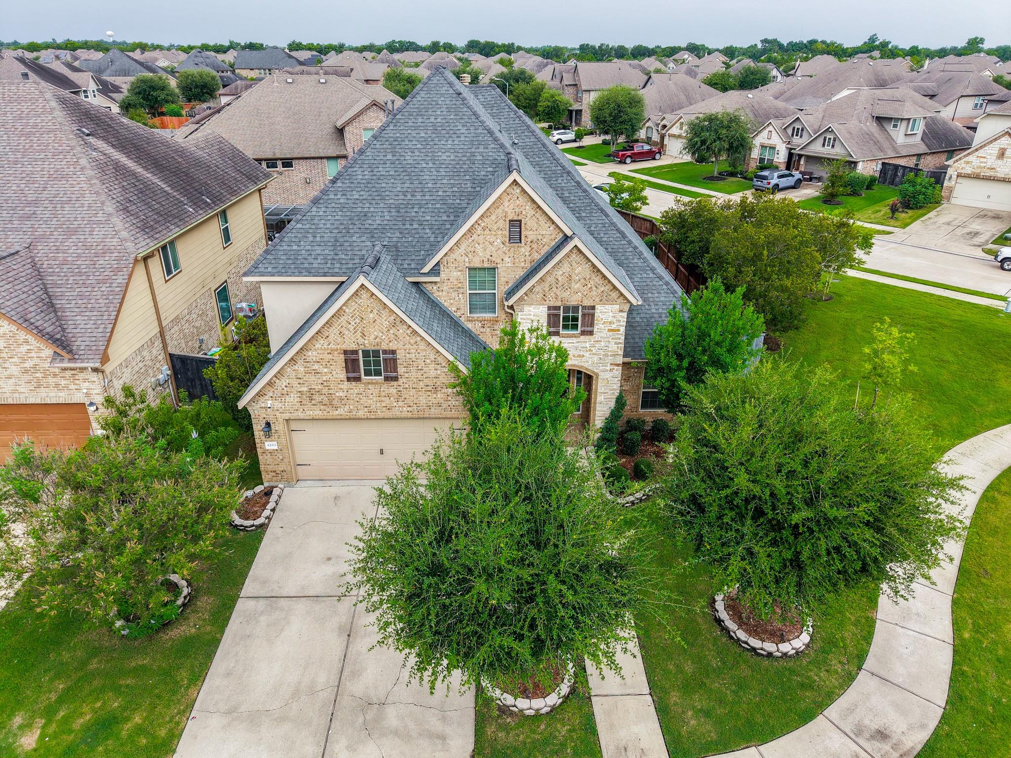 4243 Bayou Hollow Lane — photo