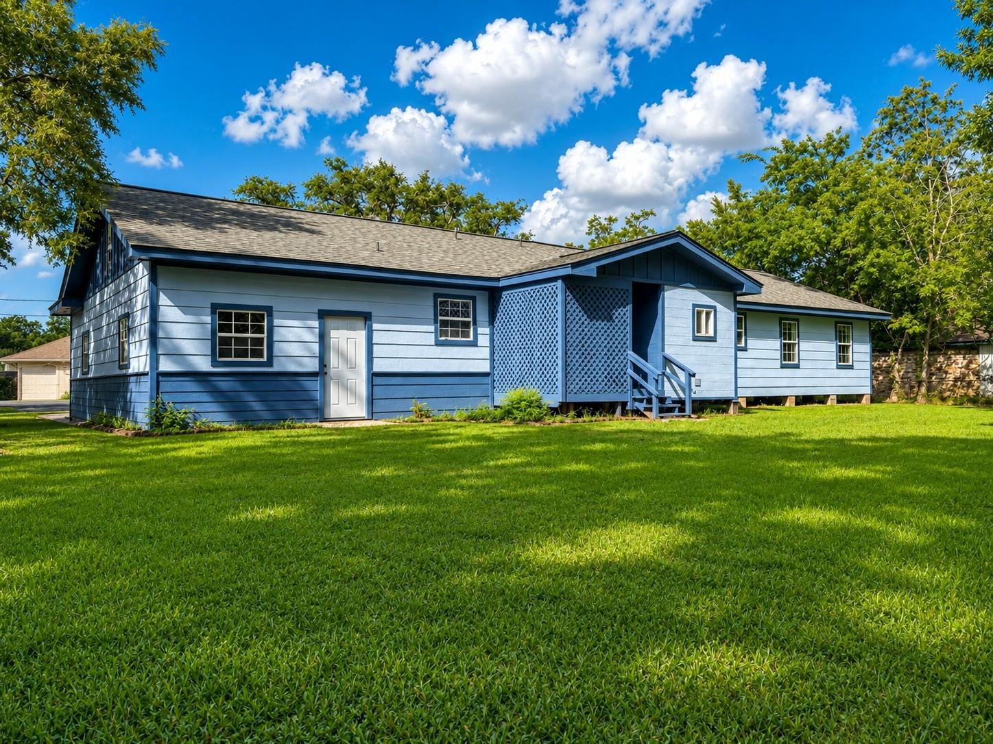 316 Riley Road, Clute, TX 77531 — photo 3