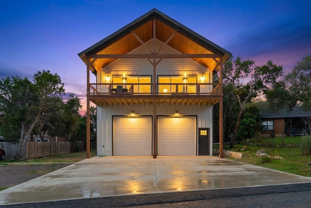 3160 Lakeview Drive — photo