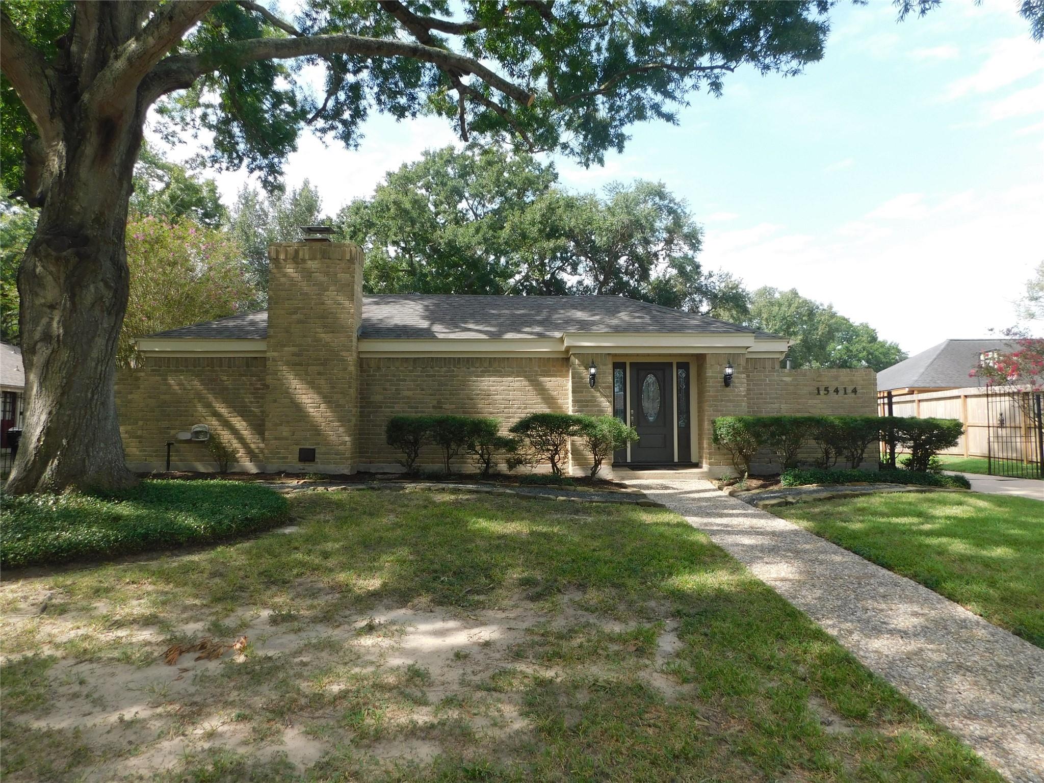 15414 Pleasant Valley Road — photo