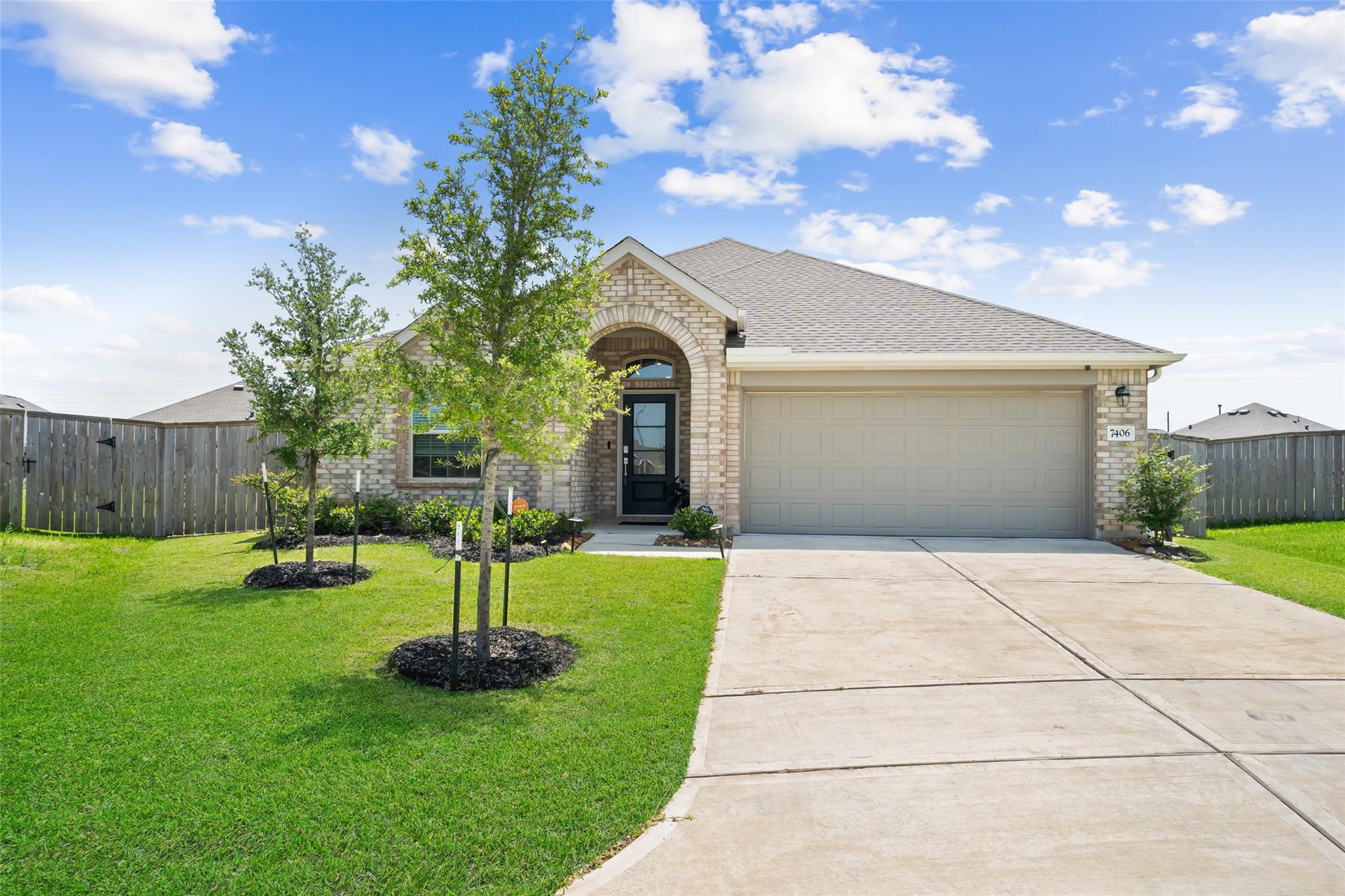 7406 Hillside Arbor Drive — photo
