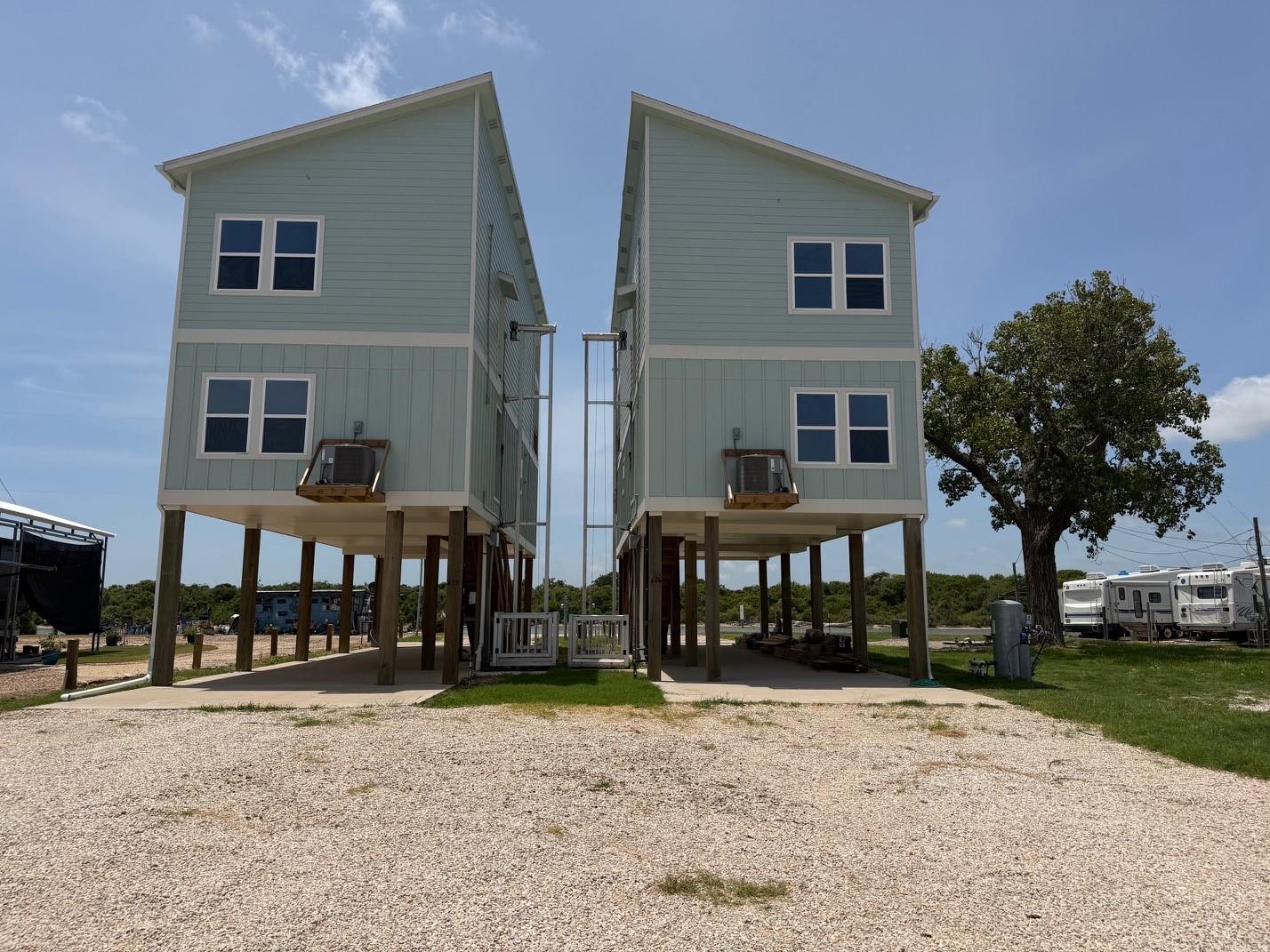 442 Private Road 670 — photo