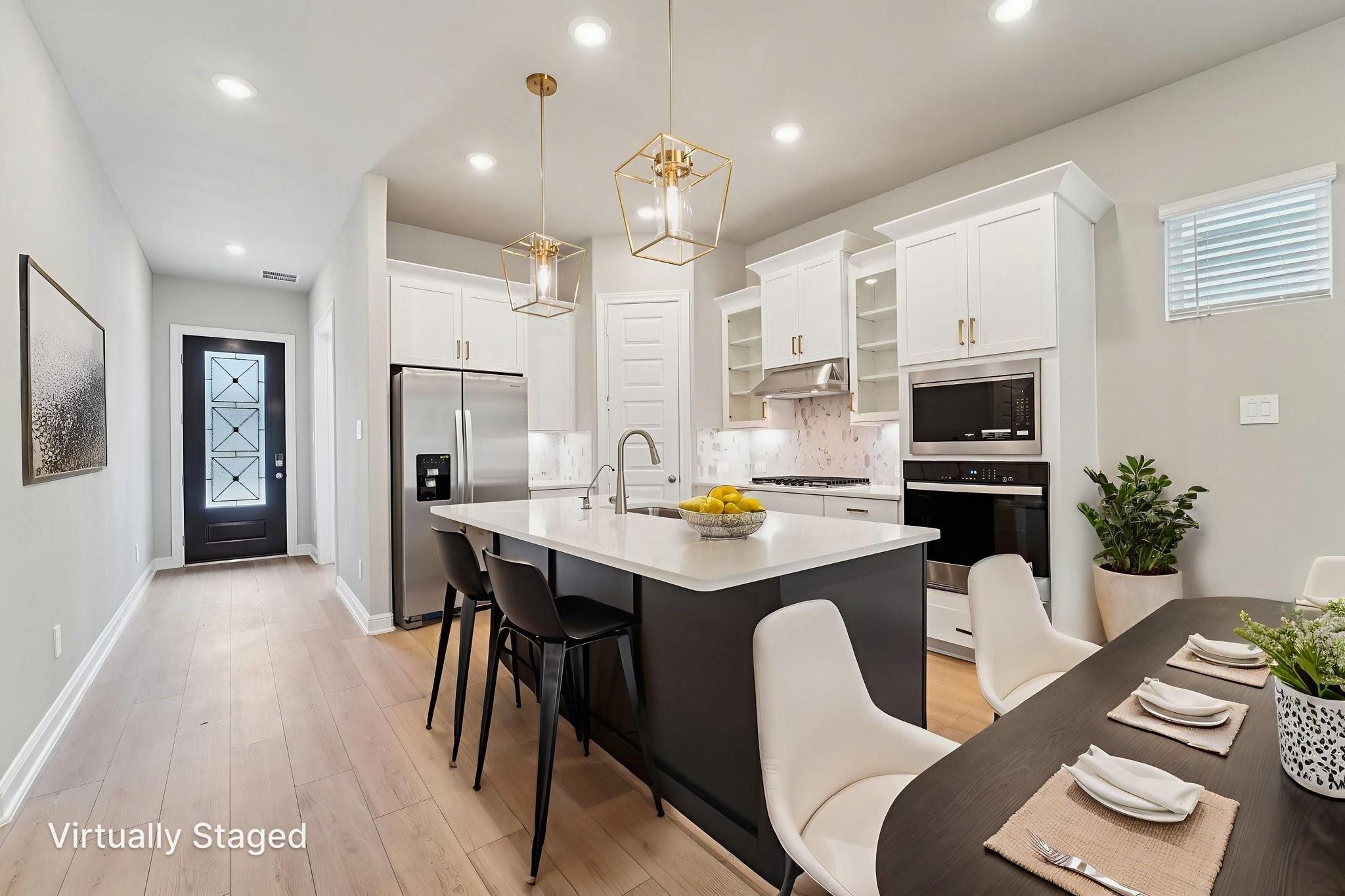 9167 Capilano Heights Drive — photo