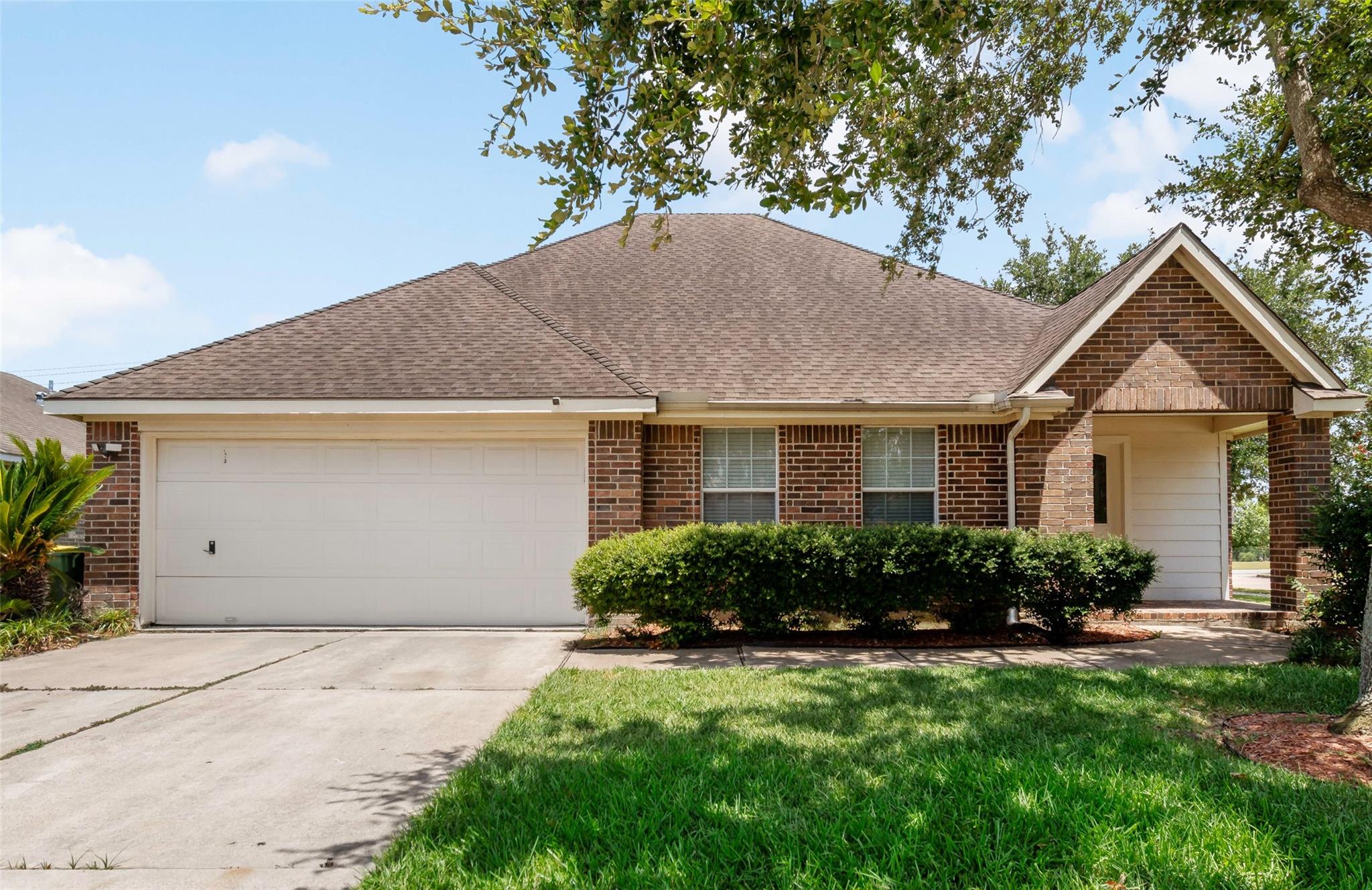 3419 Cypress Village Drive — photo