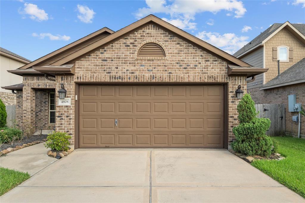 4808 Ladona Court — photo