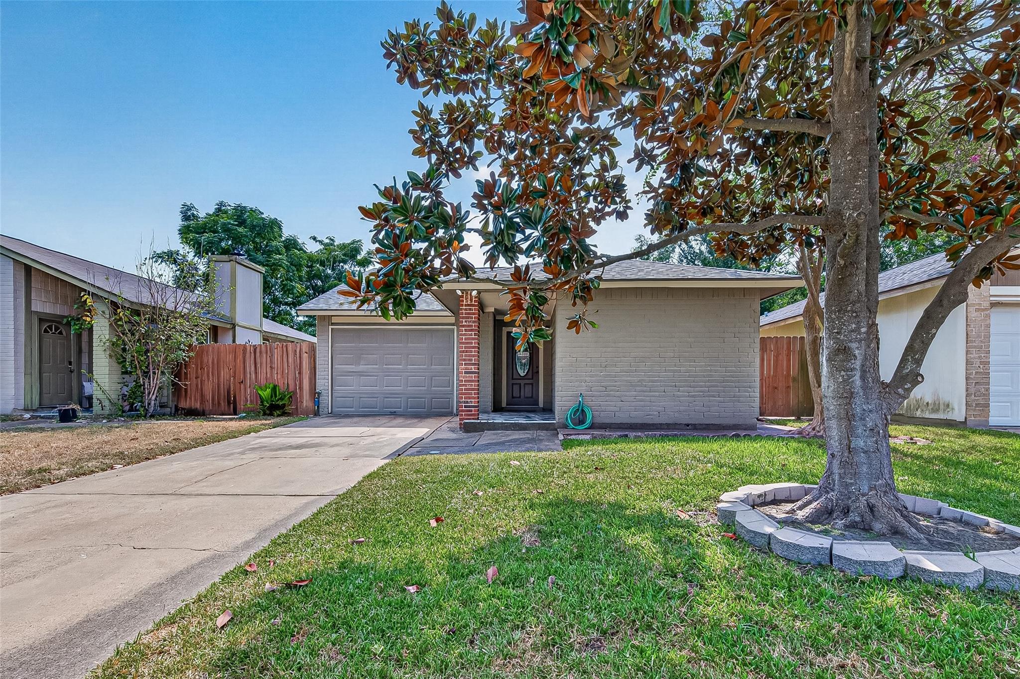 6306 Glenhagen Drive — photo