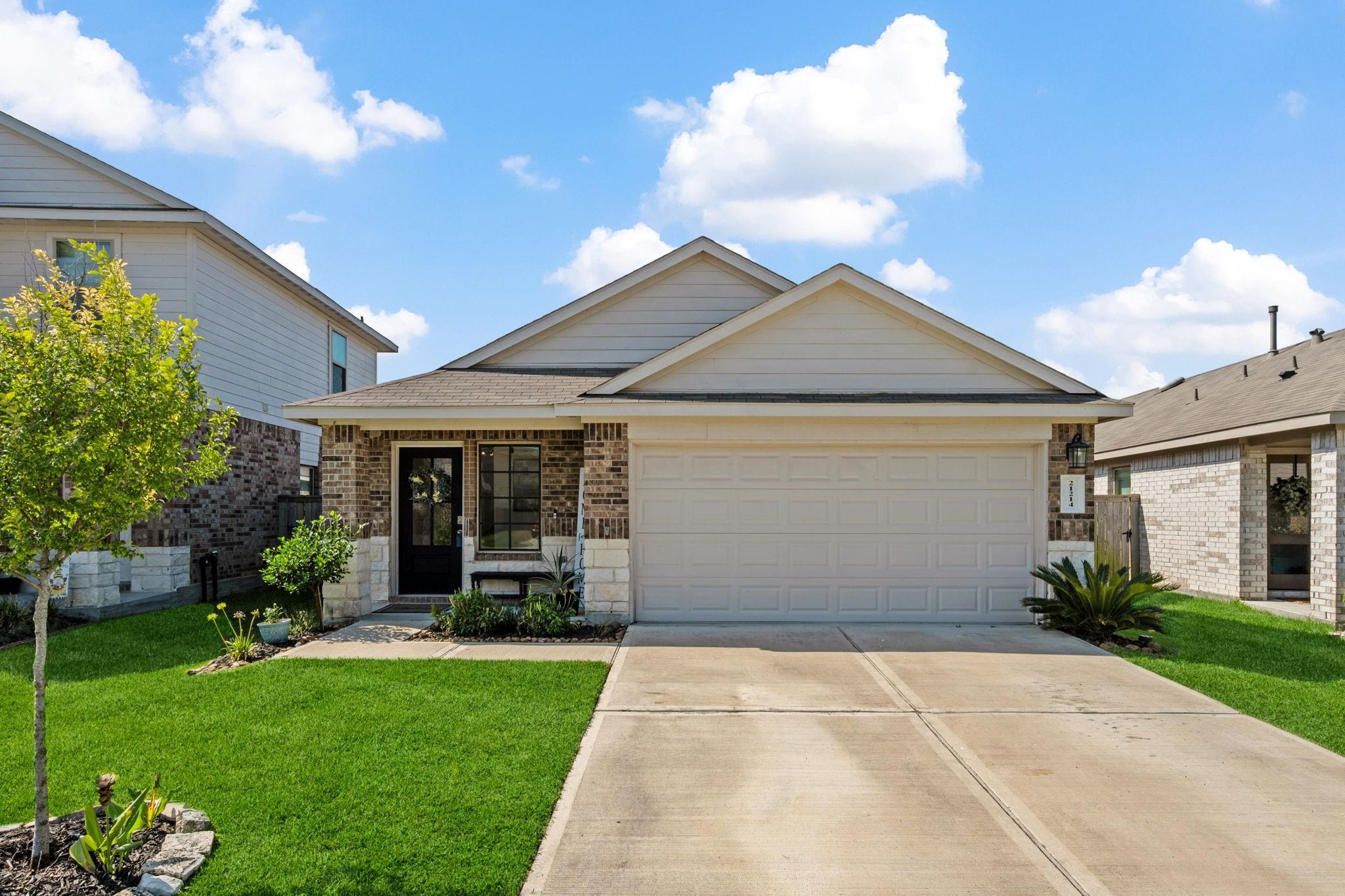 21214 Alder Oaks Drive — photo