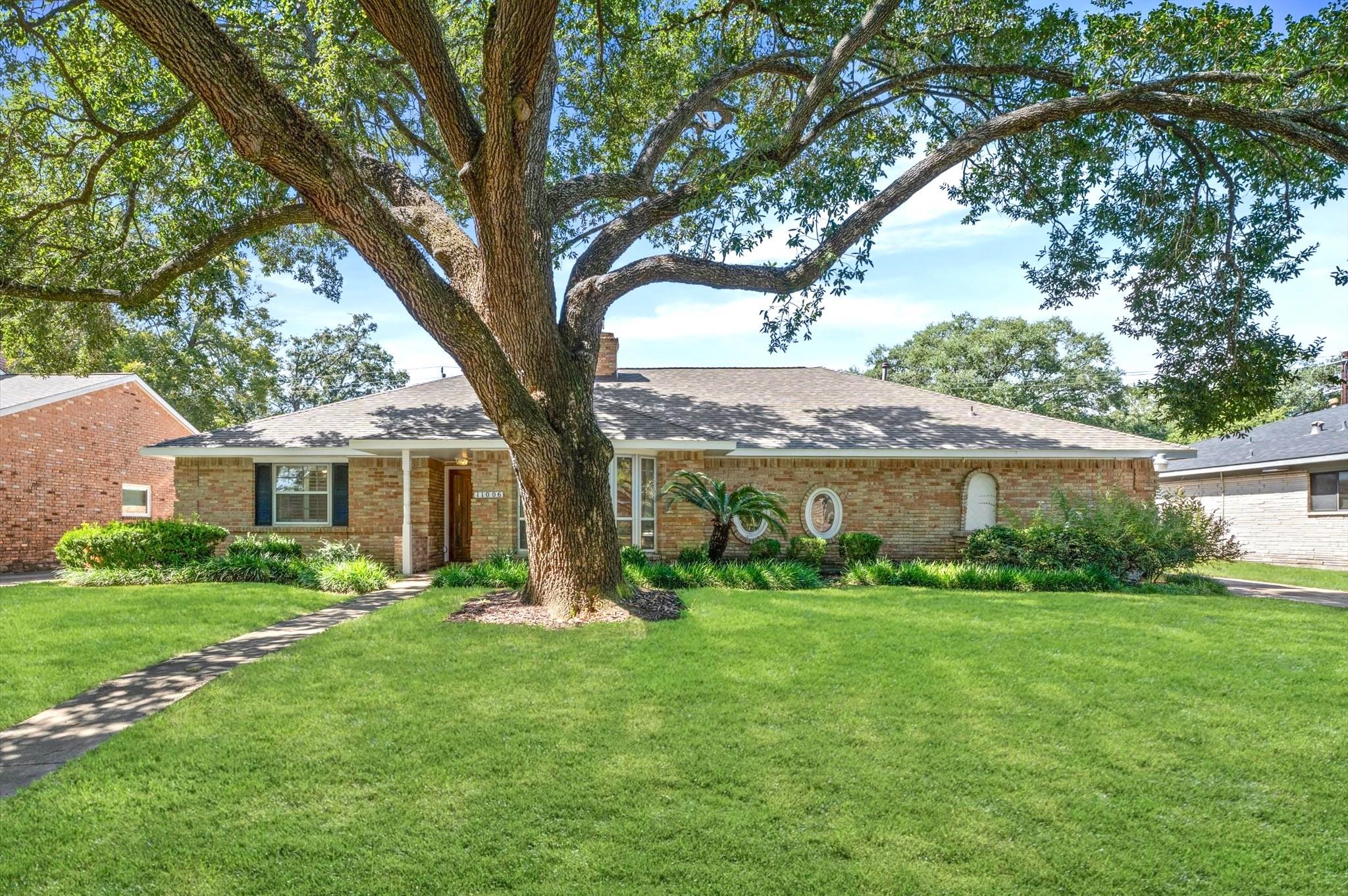 11006 Ashcroft Drive — photo