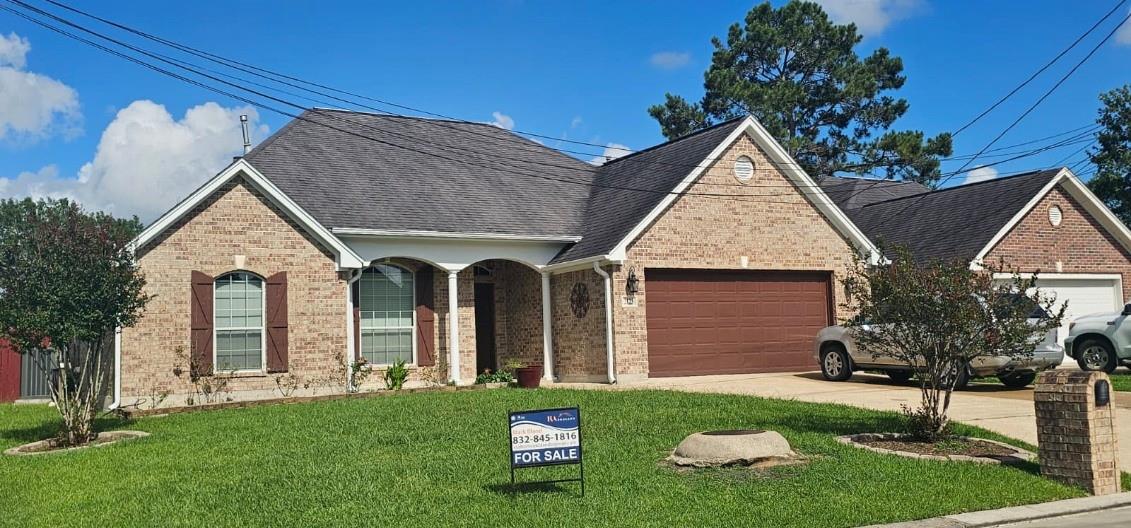 2125 Willowglen Drive — photo