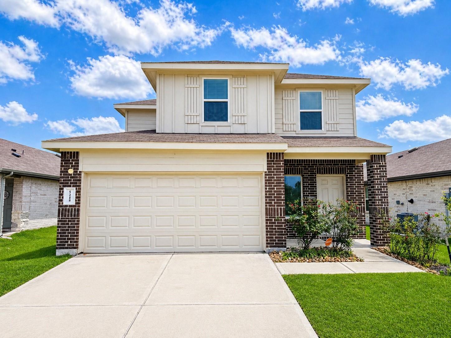 5218 Mossdale Bluff Lane — photo