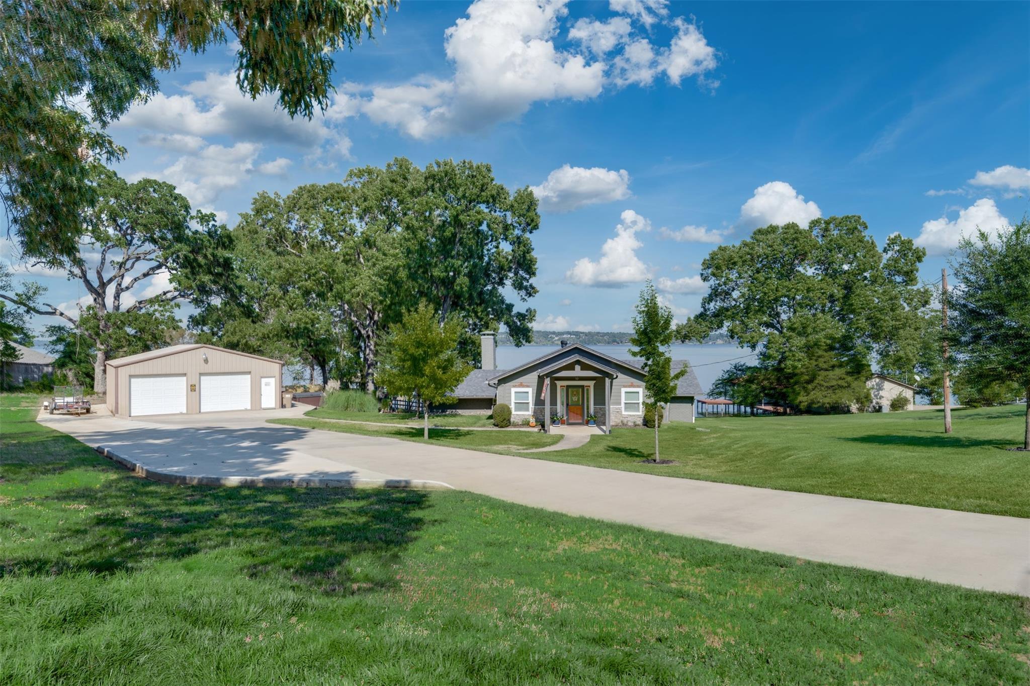 10638 Circle Point — photo