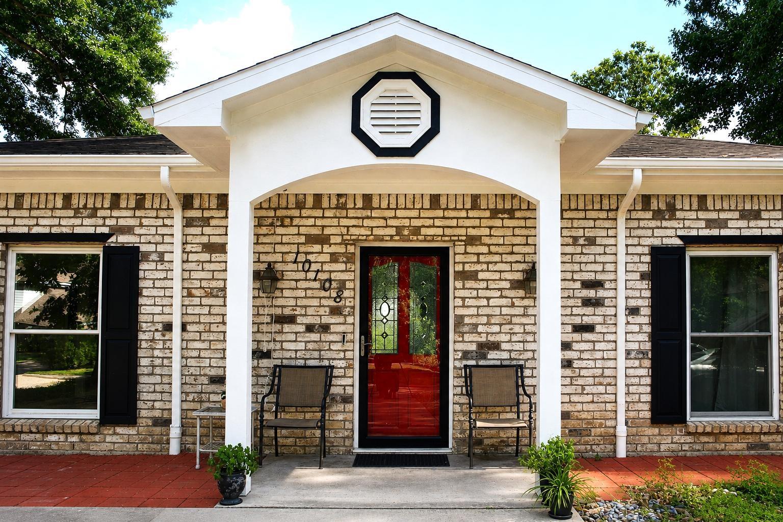 10108 Woodhollow Drive — photo