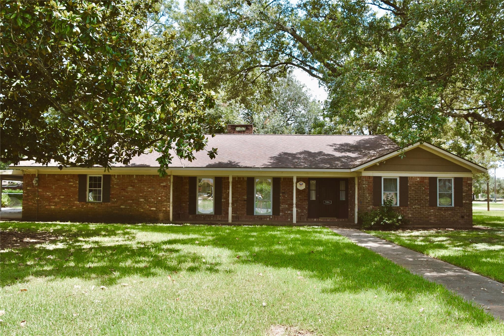 506 Olive — photo