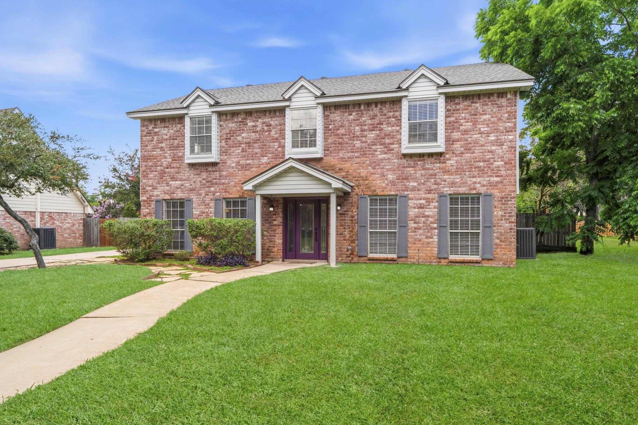 3902 Stillview Drive — photo