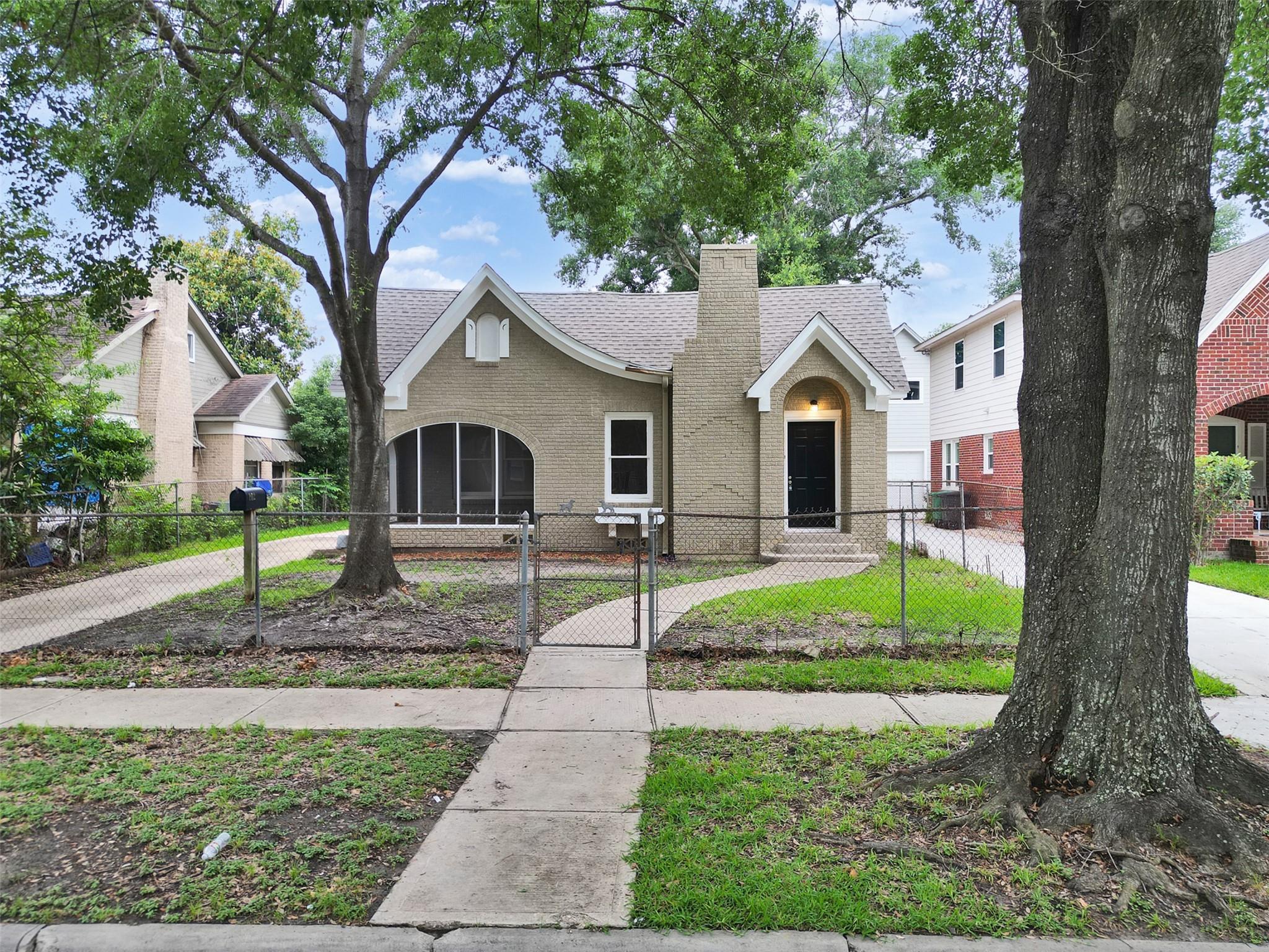 1412 Lawson Street — photo