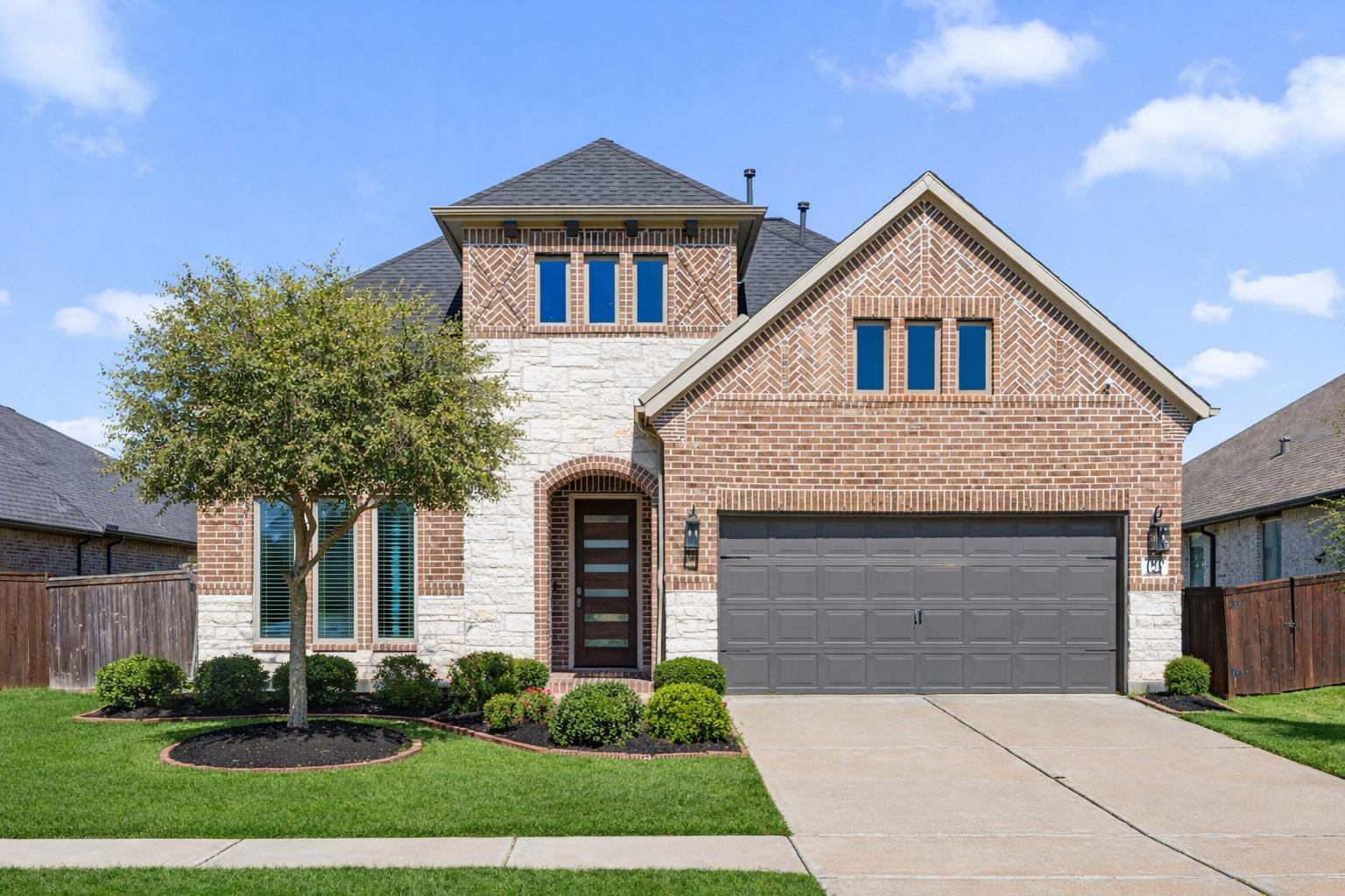 7110 Pondhawk Drive — photo
