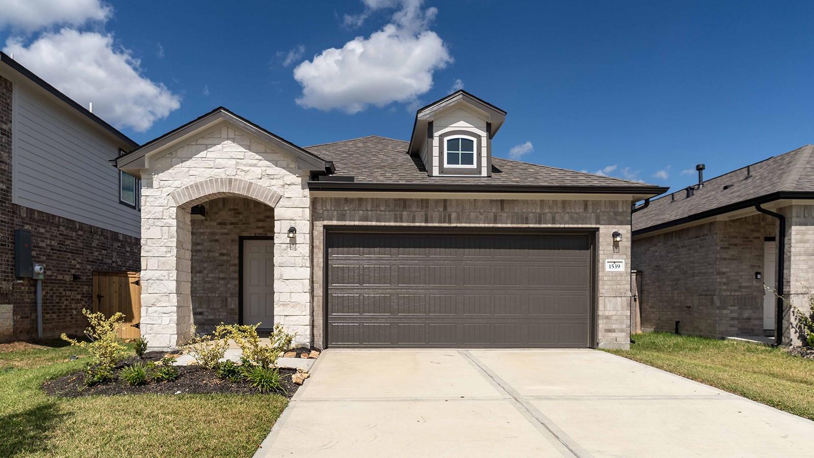 1539 Windrose Bend — photo